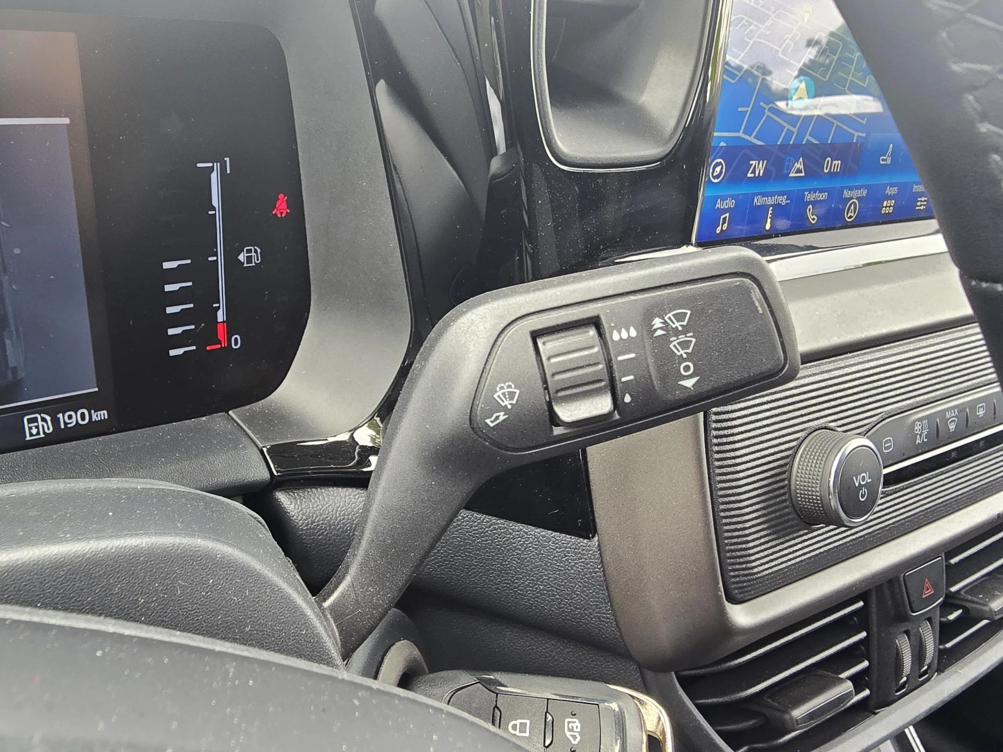 Hoofdafbeelding Ford Transit Courier