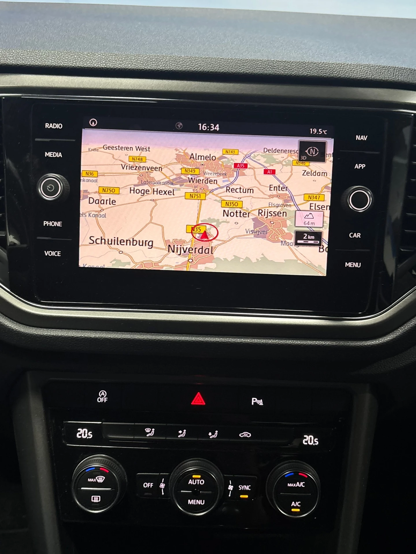 Hoofdafbeelding Volkswagen T-Roc