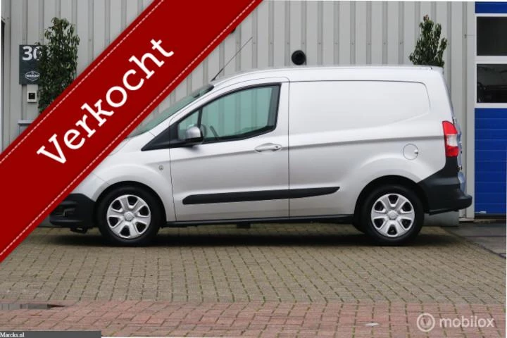 Hoofdafbeelding Ford Transit Courier