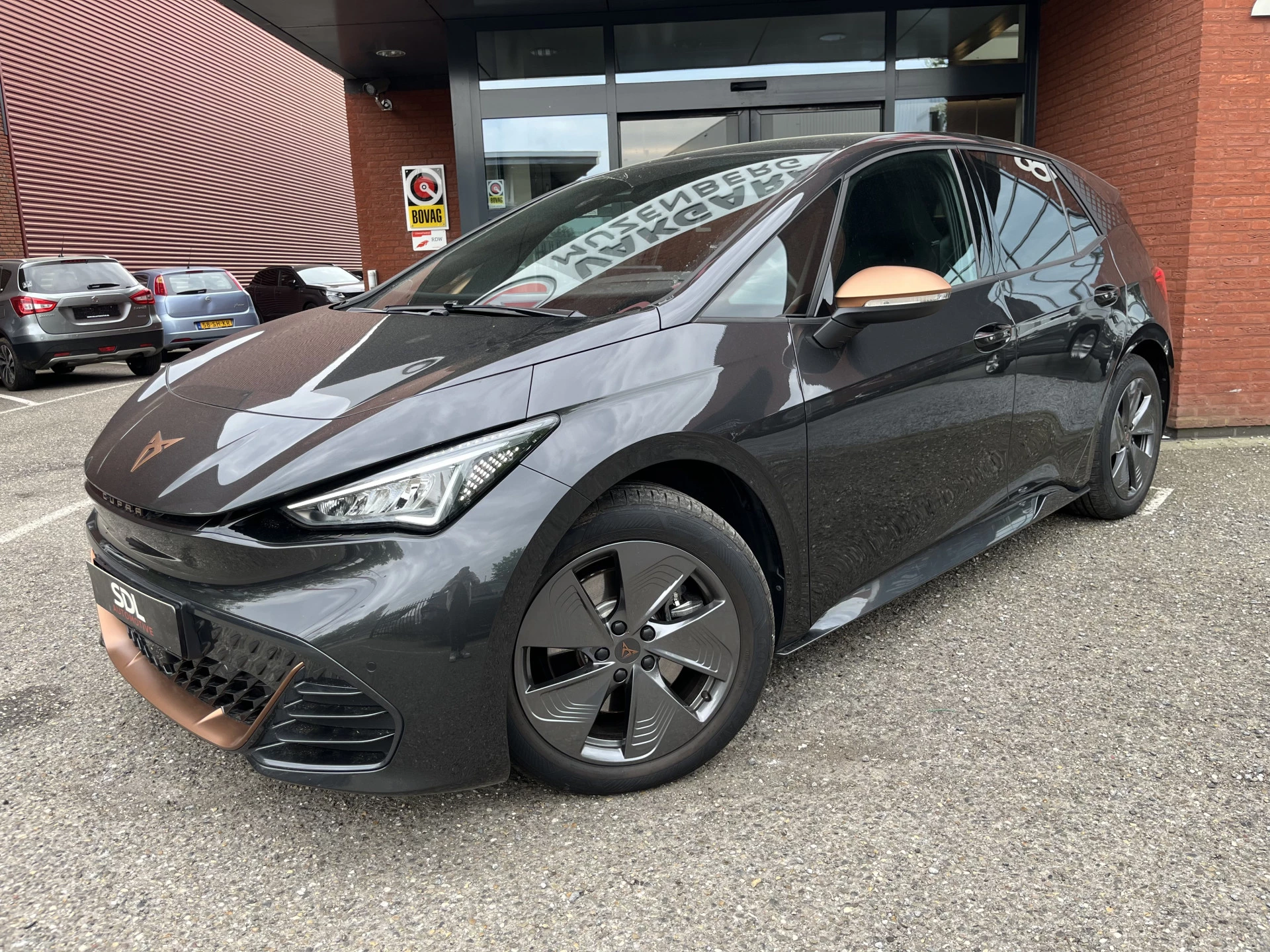 Hoofdafbeelding CUPRA Born
