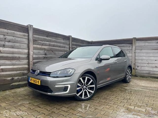 Volkswagen Golf 1.4 TSI GTE PANO-CARPLAY-STOELVERW-NAVI