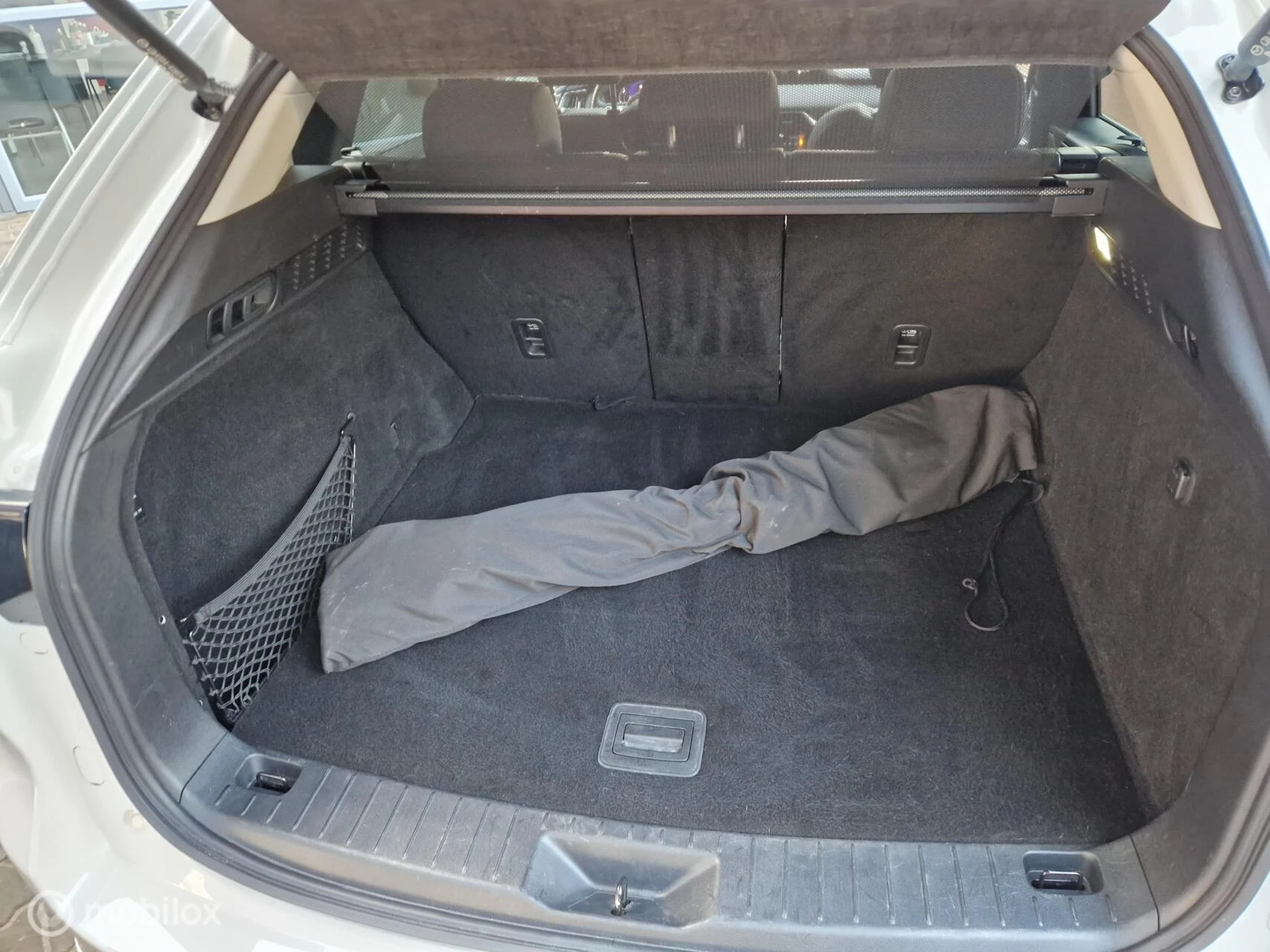 Hoofdafbeelding Mazda CX-60