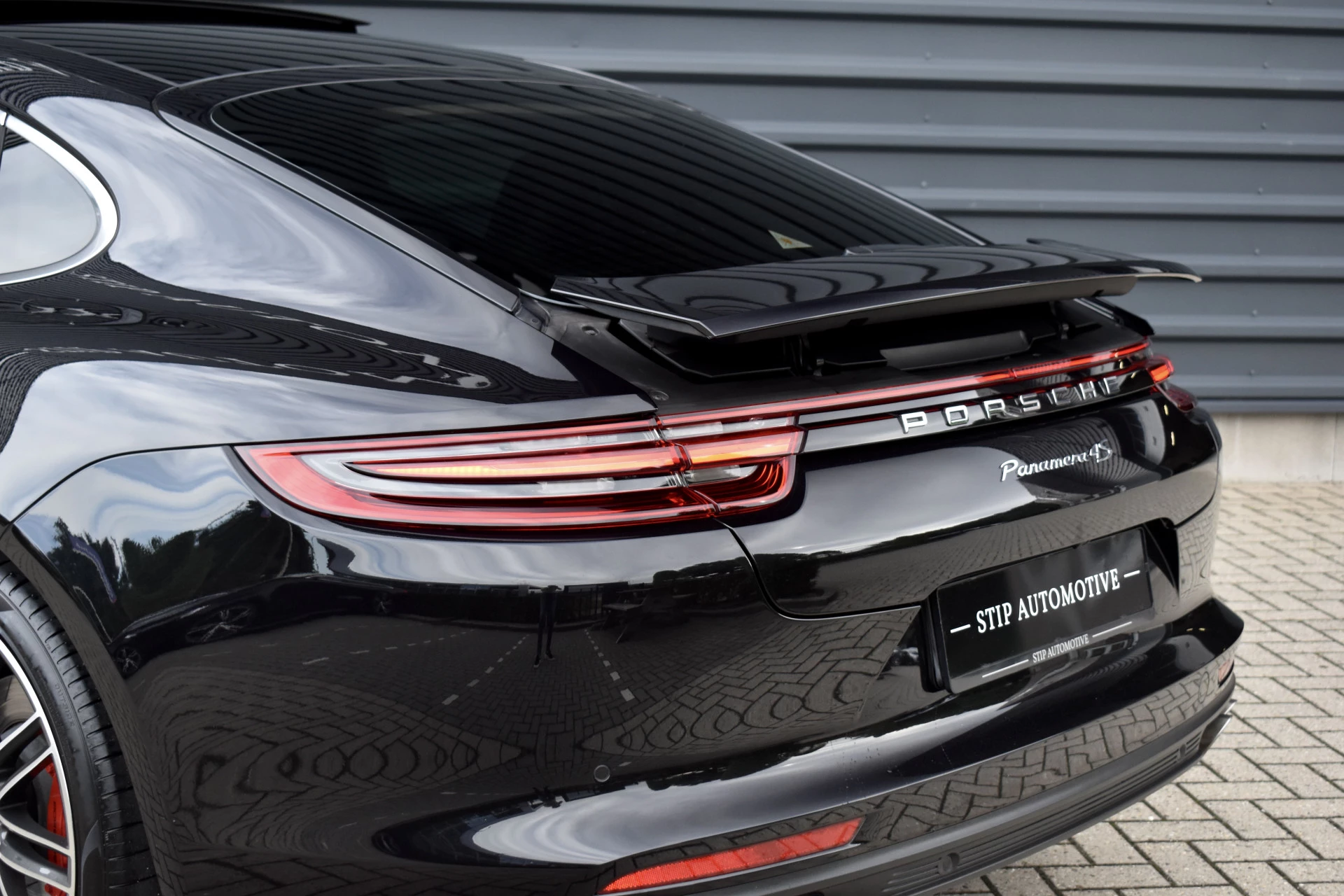 Hoofdafbeelding Porsche Panamera