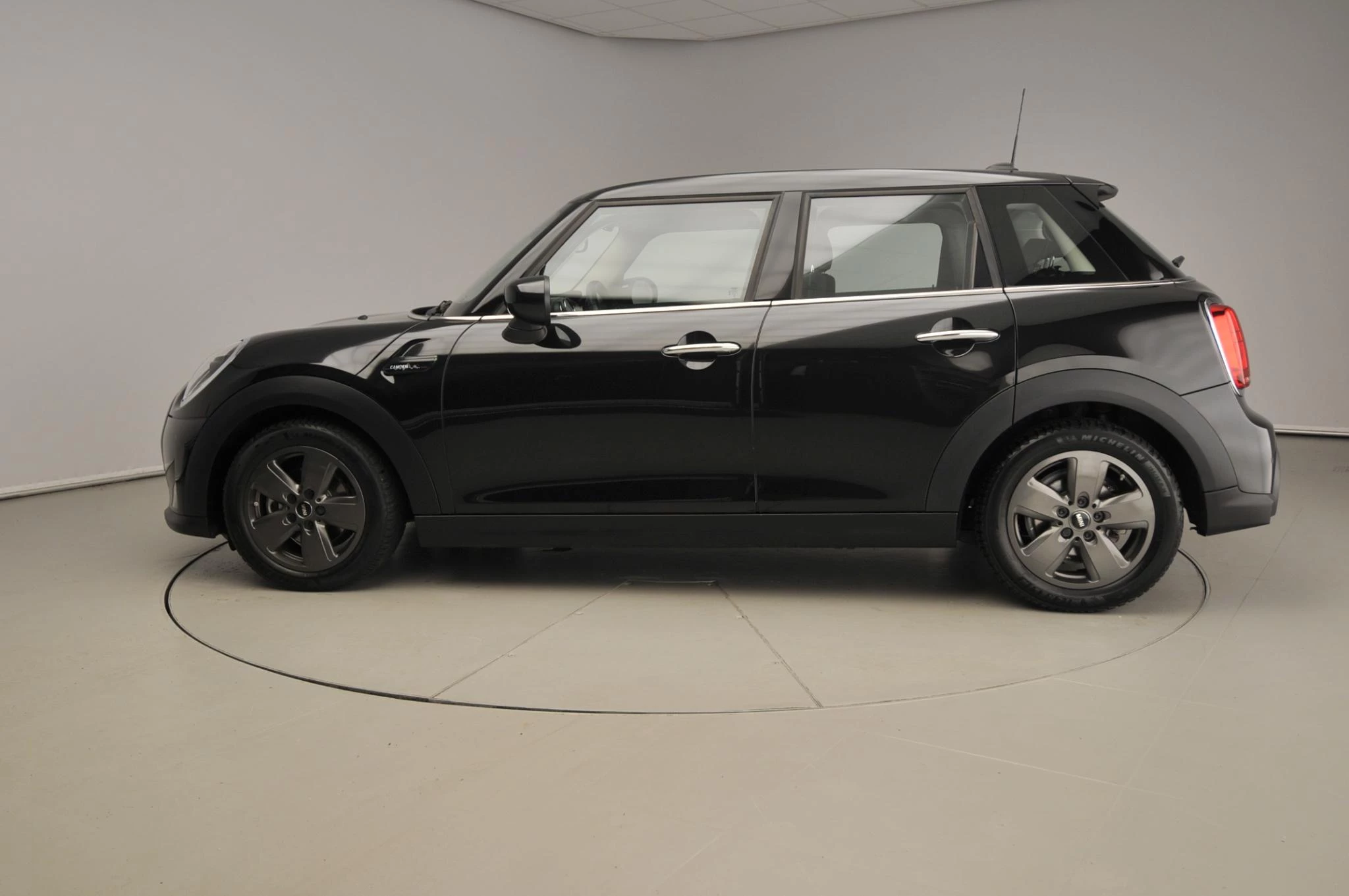 Hoofdafbeelding MINI 5-deurs