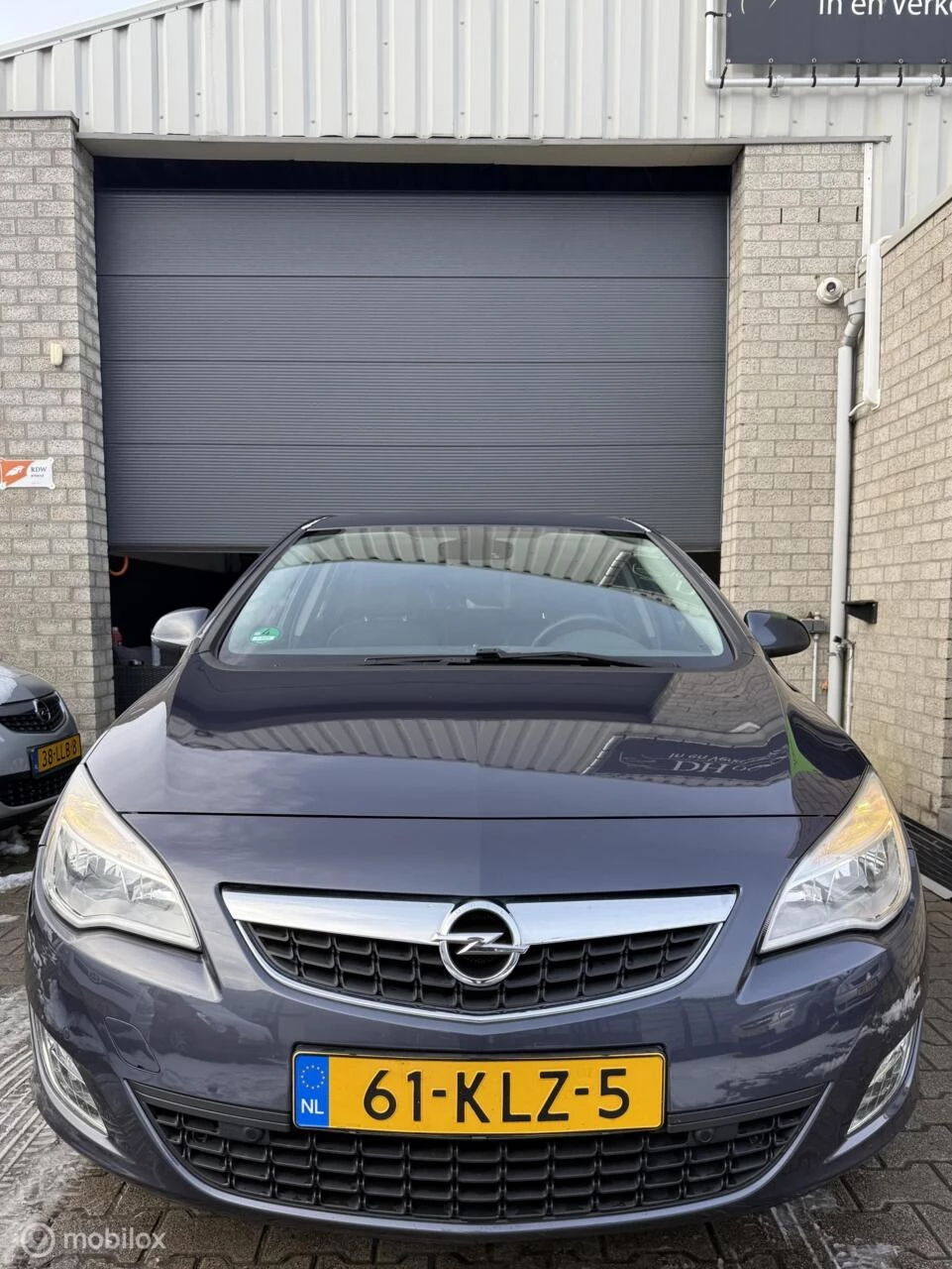 Hoofdafbeelding Opel Astra