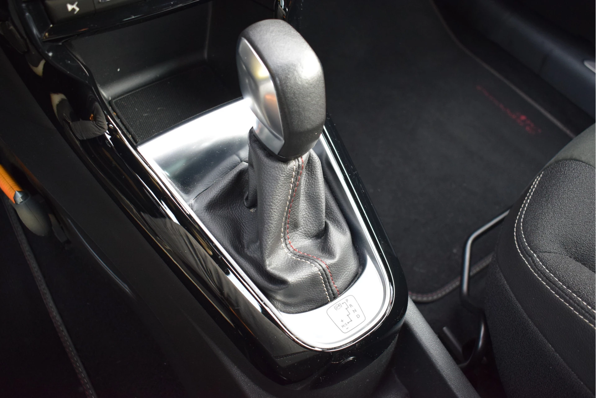 Hoofdafbeelding DS DS 3