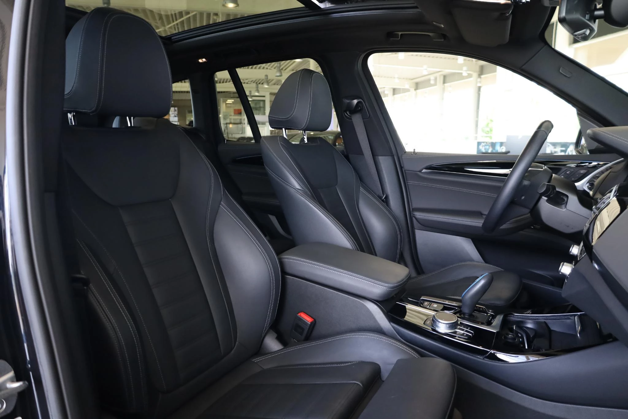 Hoofdafbeelding BMW iX3