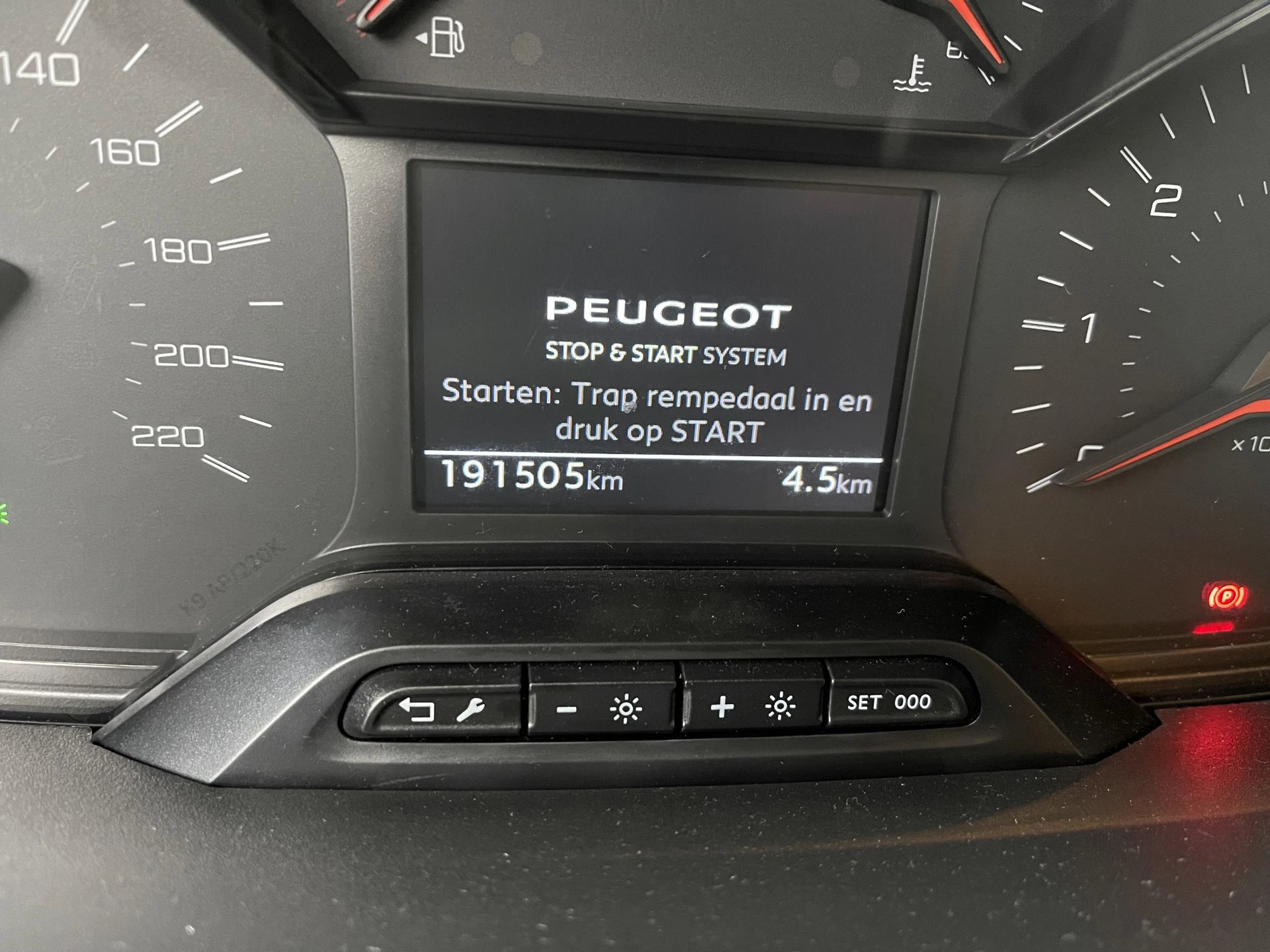 Hoofdafbeelding Peugeot Partner