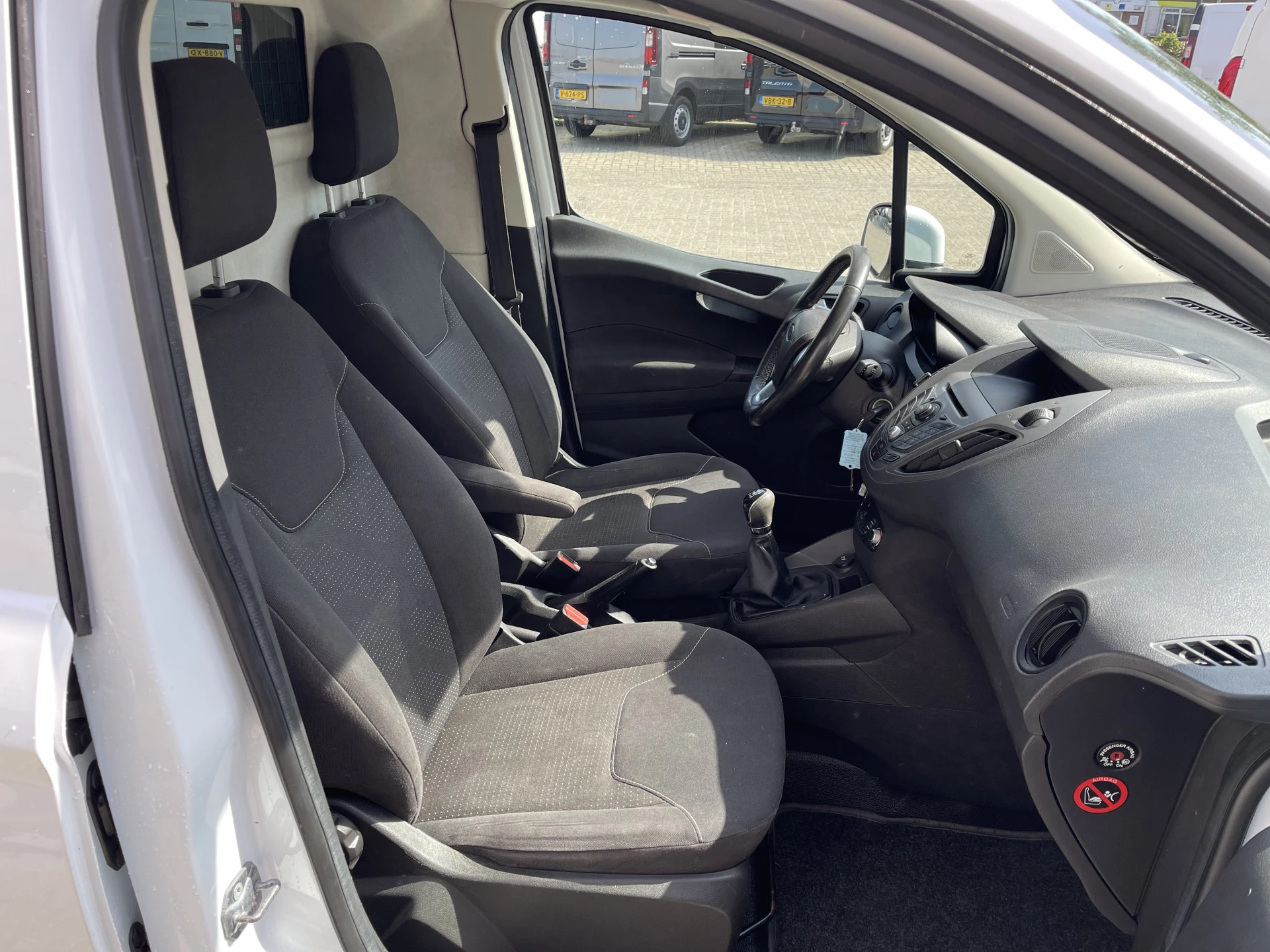 Hoofdafbeelding Ford Transit Courier