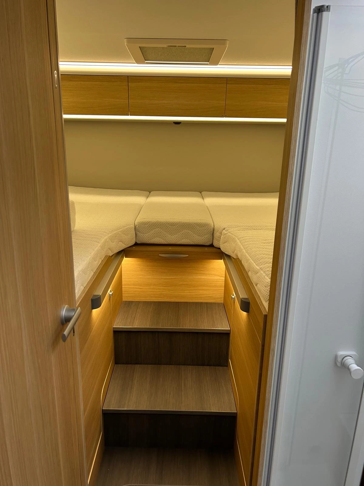 Hoofdafbeelding Adria MATRIX 670SL