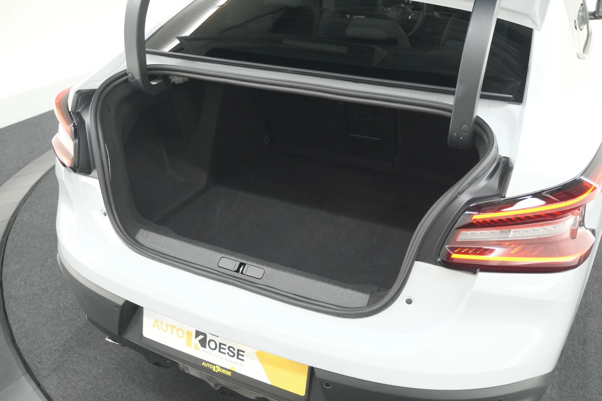 Hoofdafbeelding Citroën C4 X