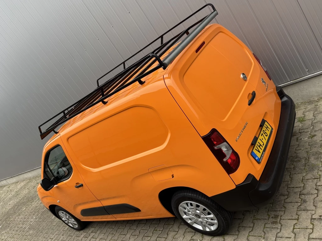 Hoofdafbeelding Peugeot Partner