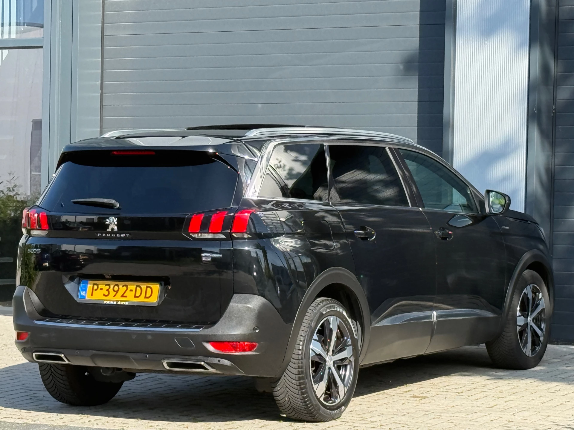 Hoofdafbeelding Peugeot 5008