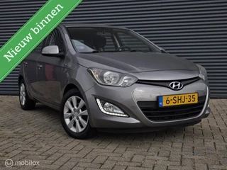 Hyundai i20 1.2i Business Edition Airco/5deurs/Parkeersensoren