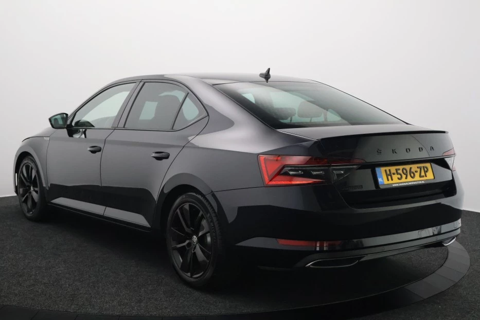 Hoofdafbeelding Škoda Superb
