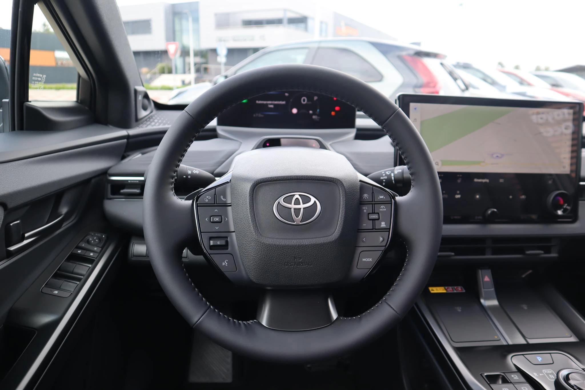 Hoofdafbeelding Toyota C-HR+
