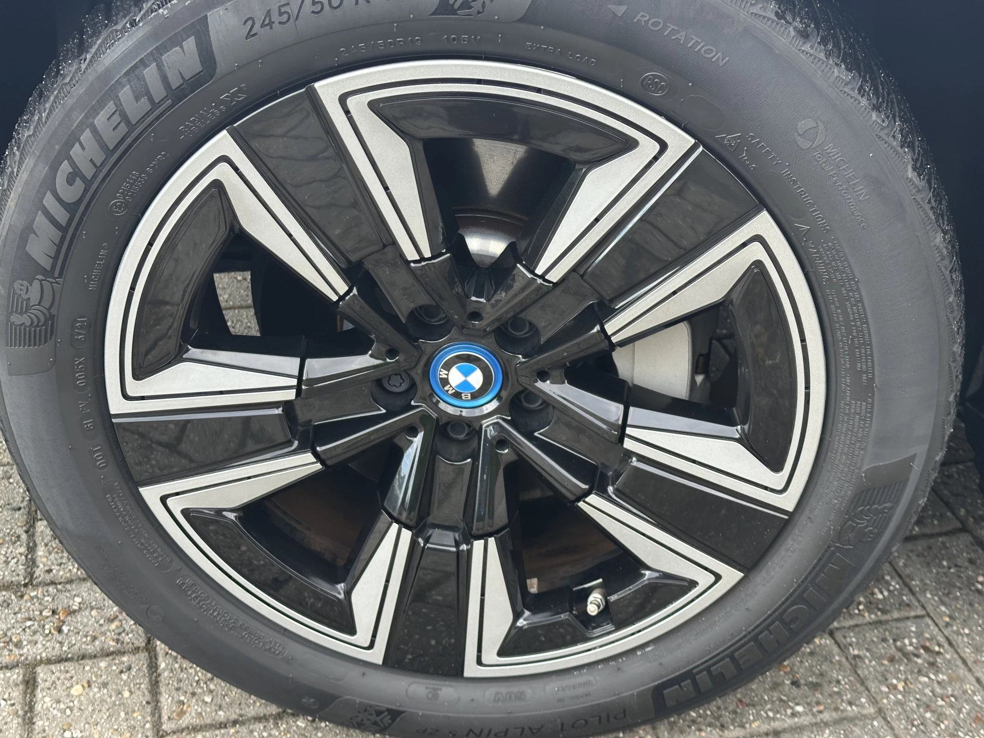 Hoofdafbeelding BMW iX3
