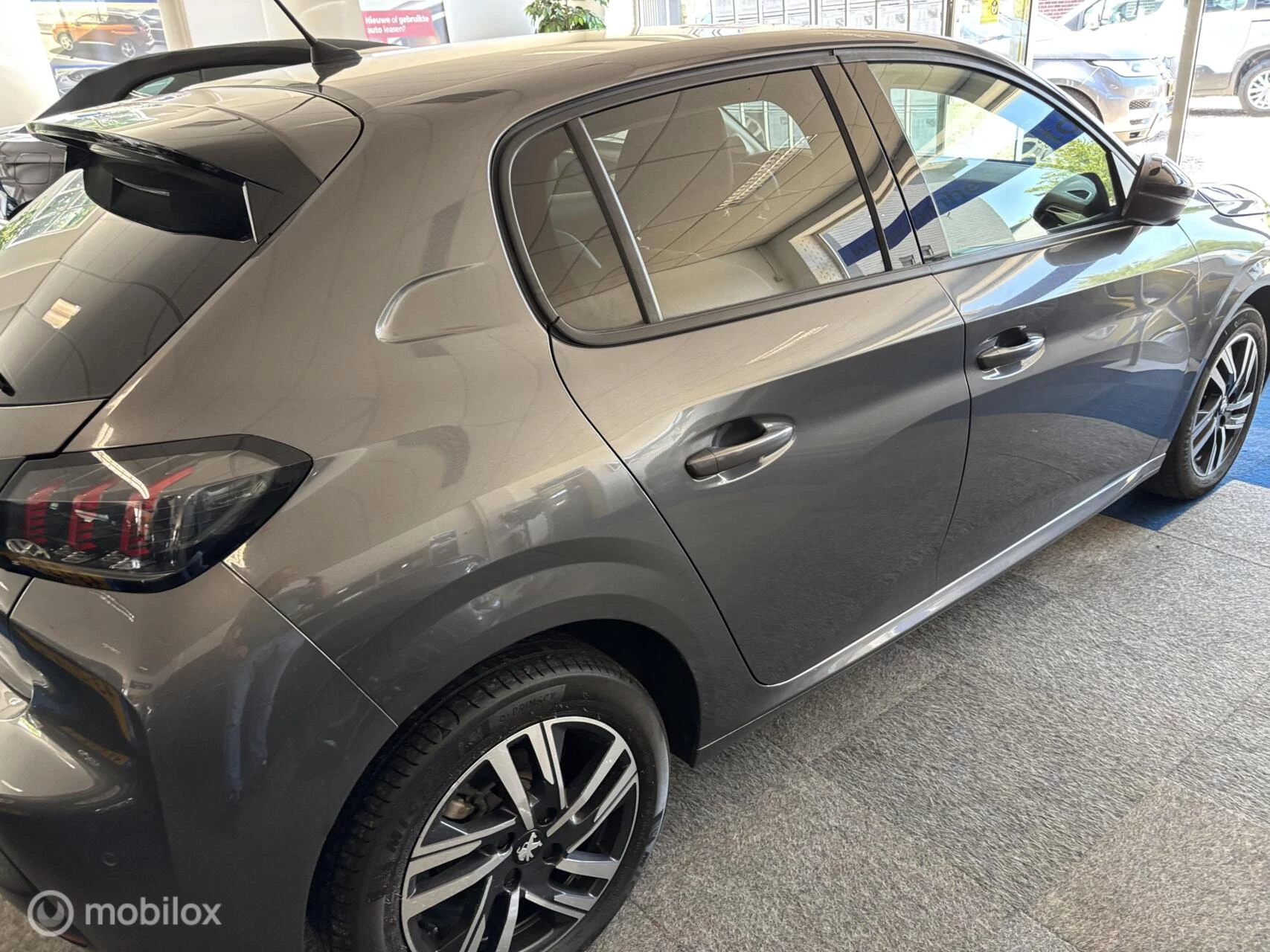 Hoofdafbeelding Peugeot 208
