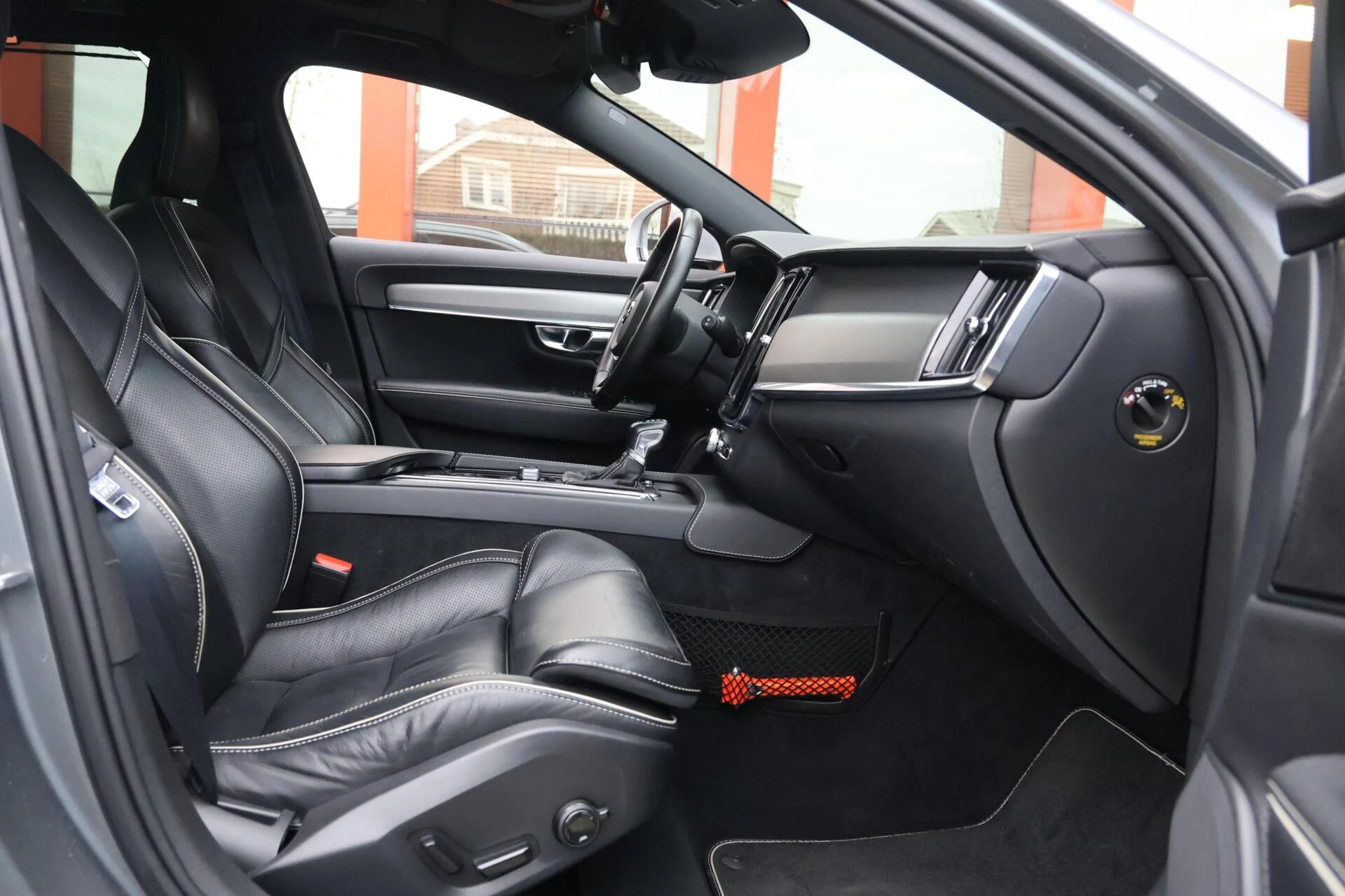 Hoofdafbeelding Volvo V90