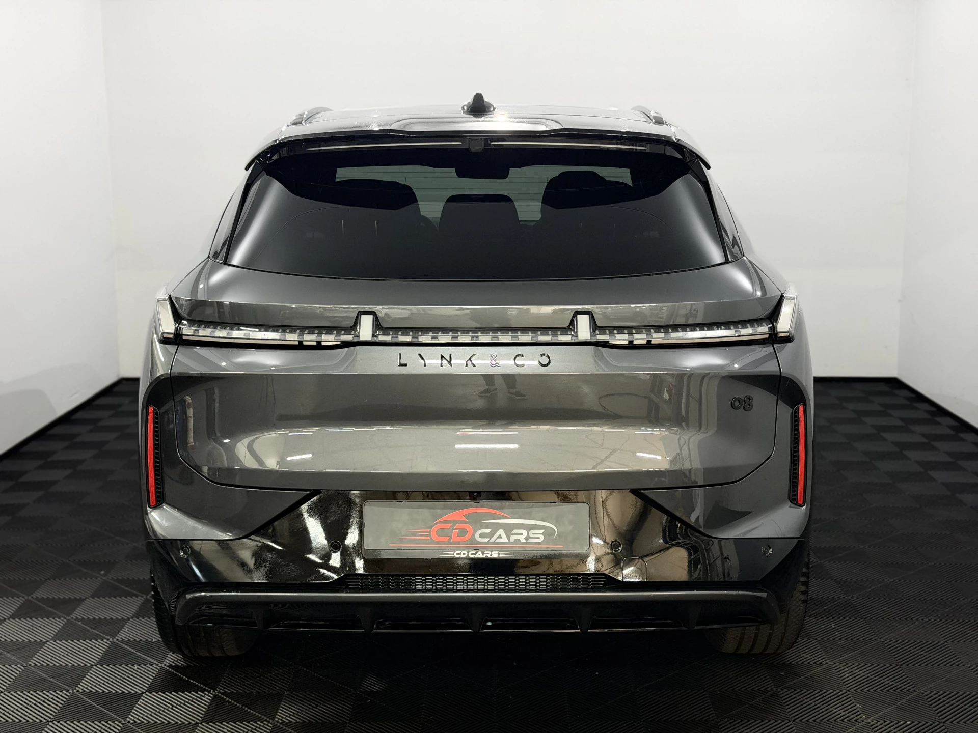 Hoofdafbeelding Lynk & Co 08