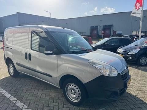 Hoofdafbeelding Opel Combo