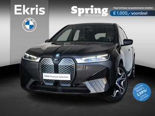 Hoofdafbeelding BMW iX BMW iX xDrive40 High Executive | M-Sportpakket | Driving Assistant Professional | Sky Lounge | Harman Kardon | 22 inch | Easter