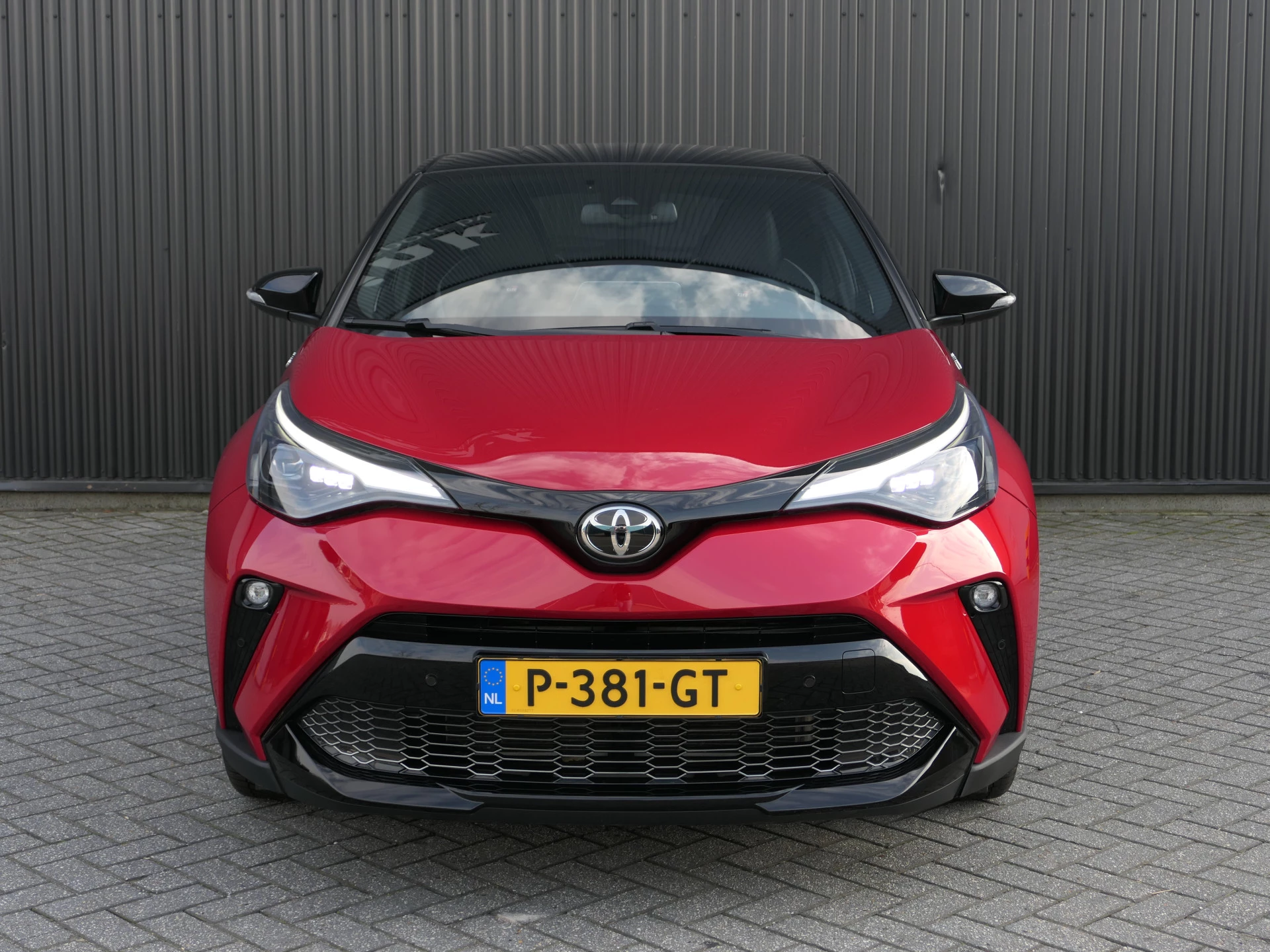Hoofdafbeelding Toyota C-HR