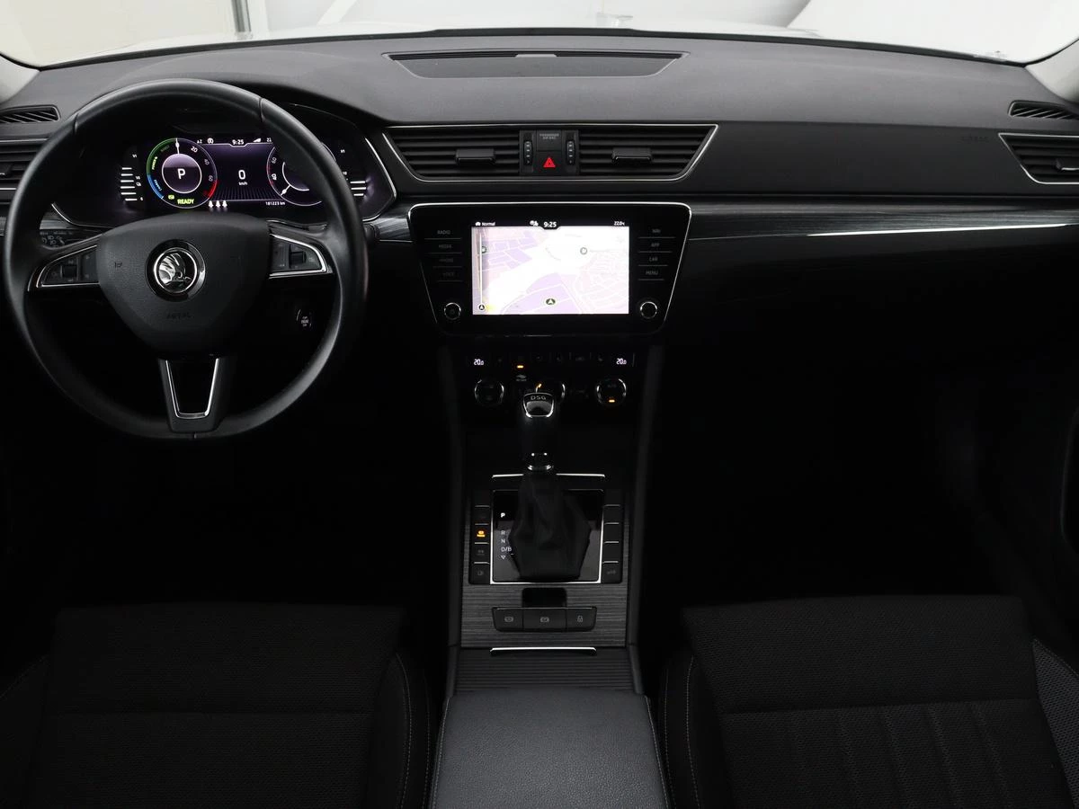 Hoofdafbeelding Škoda Superb