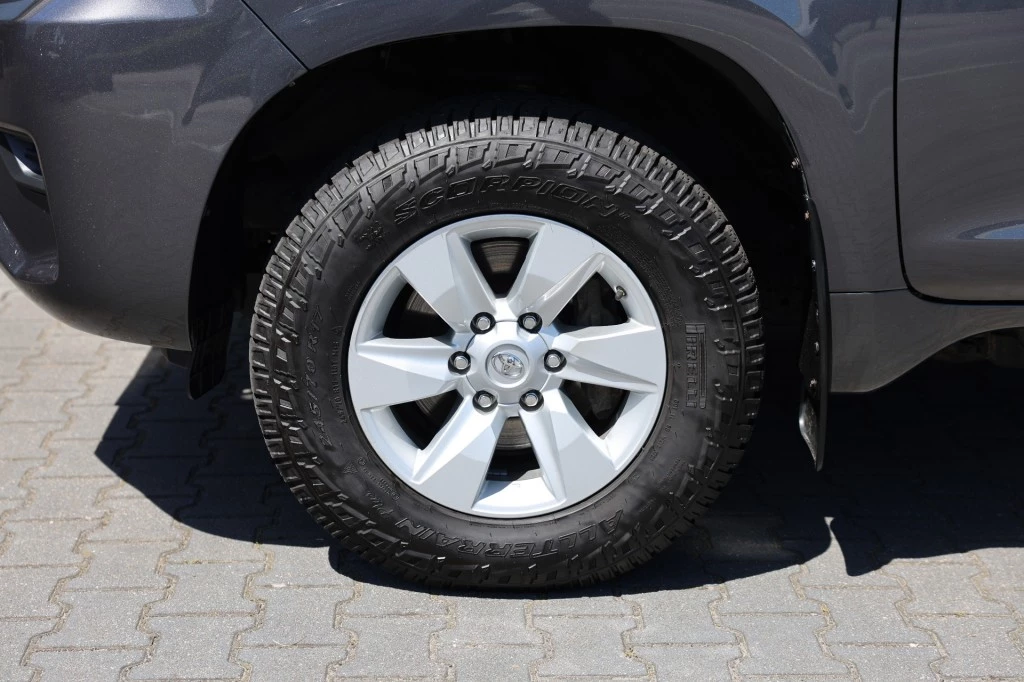 Hoofdafbeelding Toyota Land Cruiser