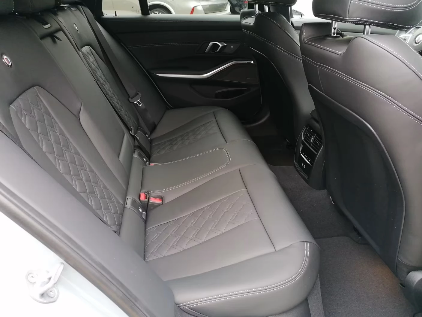 Hoofdafbeelding Alpina B3