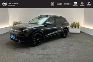 Hoofdafbeelding Volkswagen Tiguan Volkswagen Tiguan 1.5 204pk DSG eHybrid R-Line Edition | Panoramadak, 20" LM Velgen, 360 Graden Camera, Trekhaak Zwenkbaar |