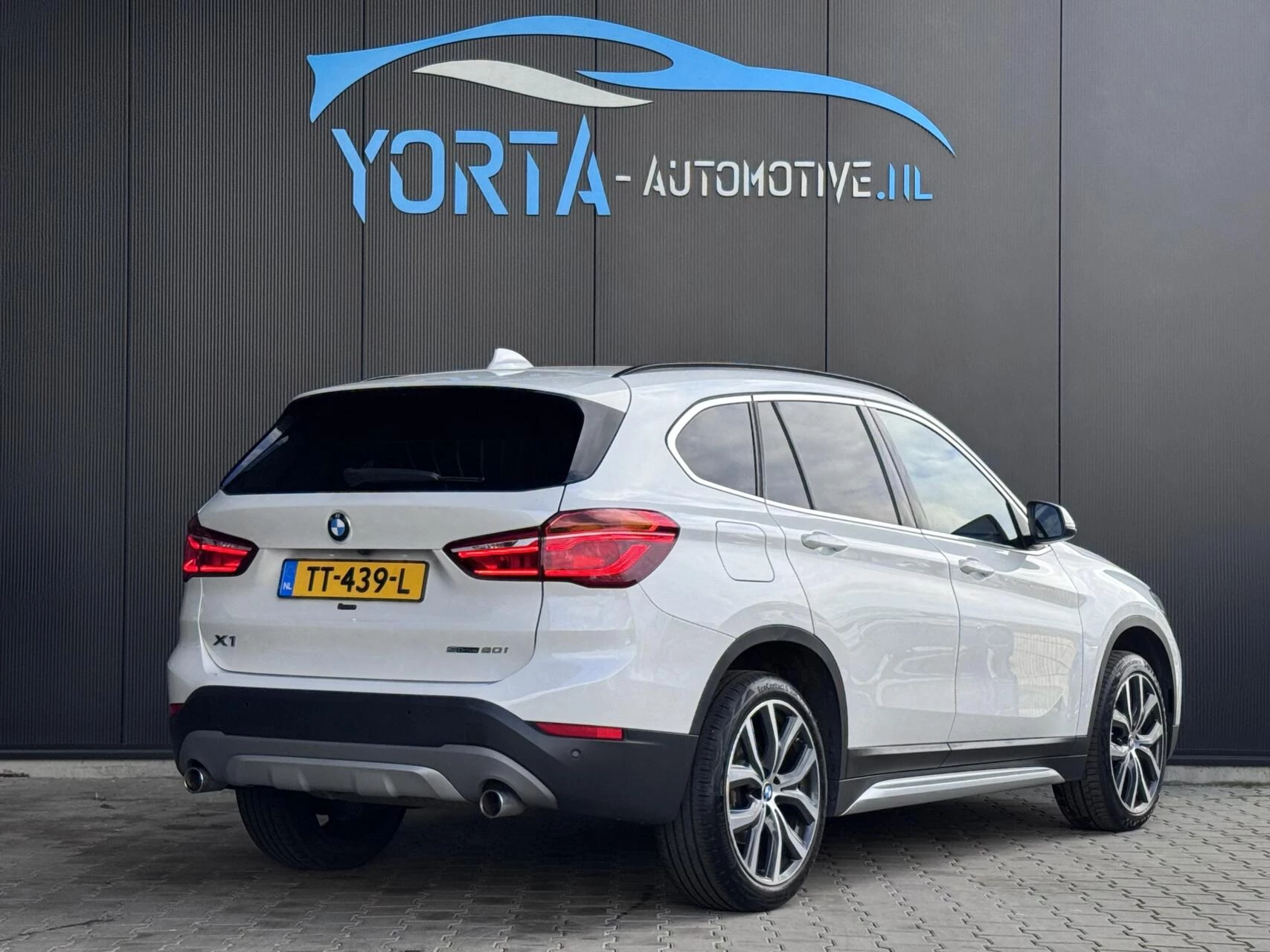 Hoofdafbeelding BMW X1
