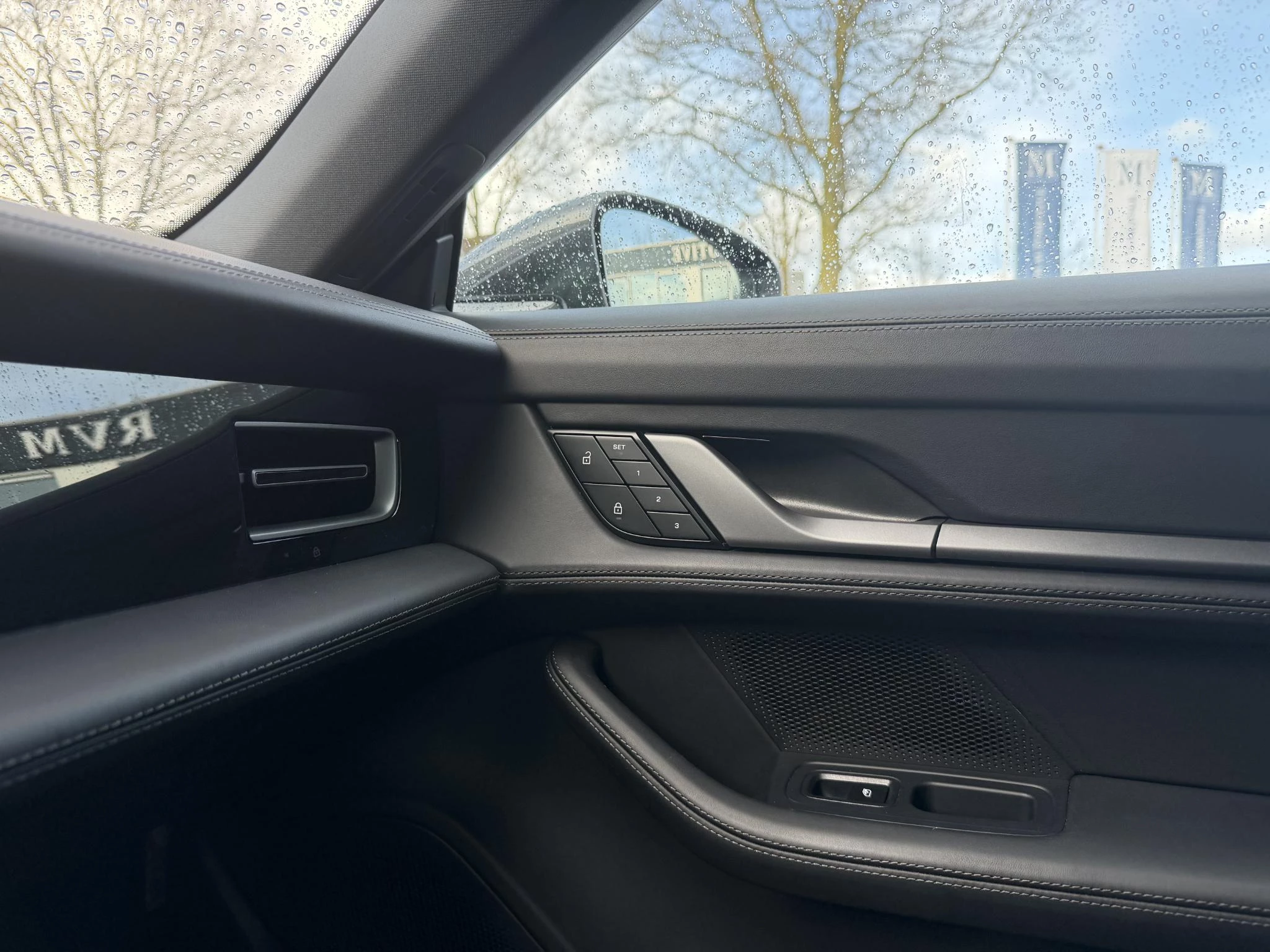 Hoofdafbeelding Porsche Taycan