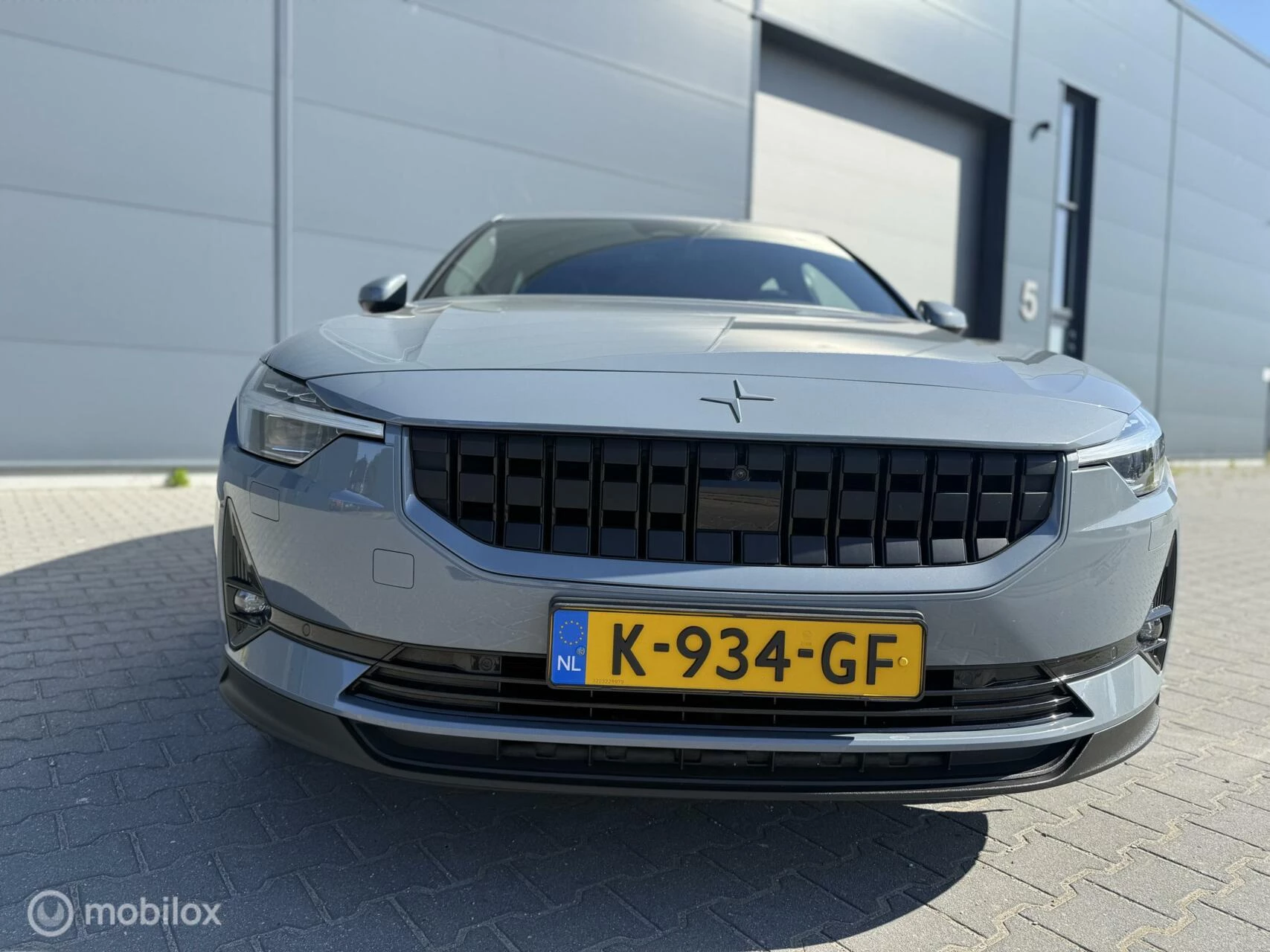 Hoofdafbeelding Polestar 2