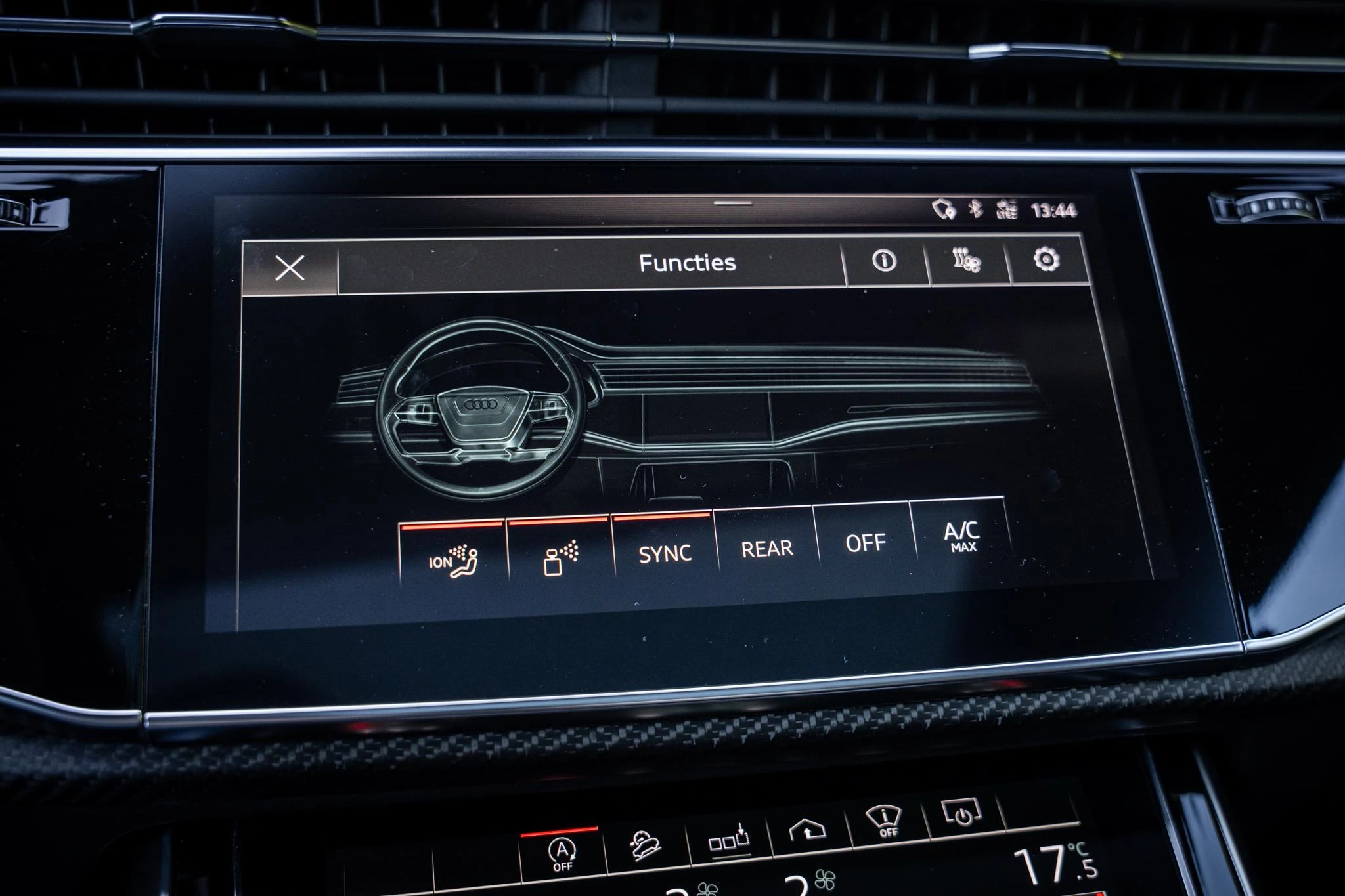 Hoofdafbeelding Audi Q8