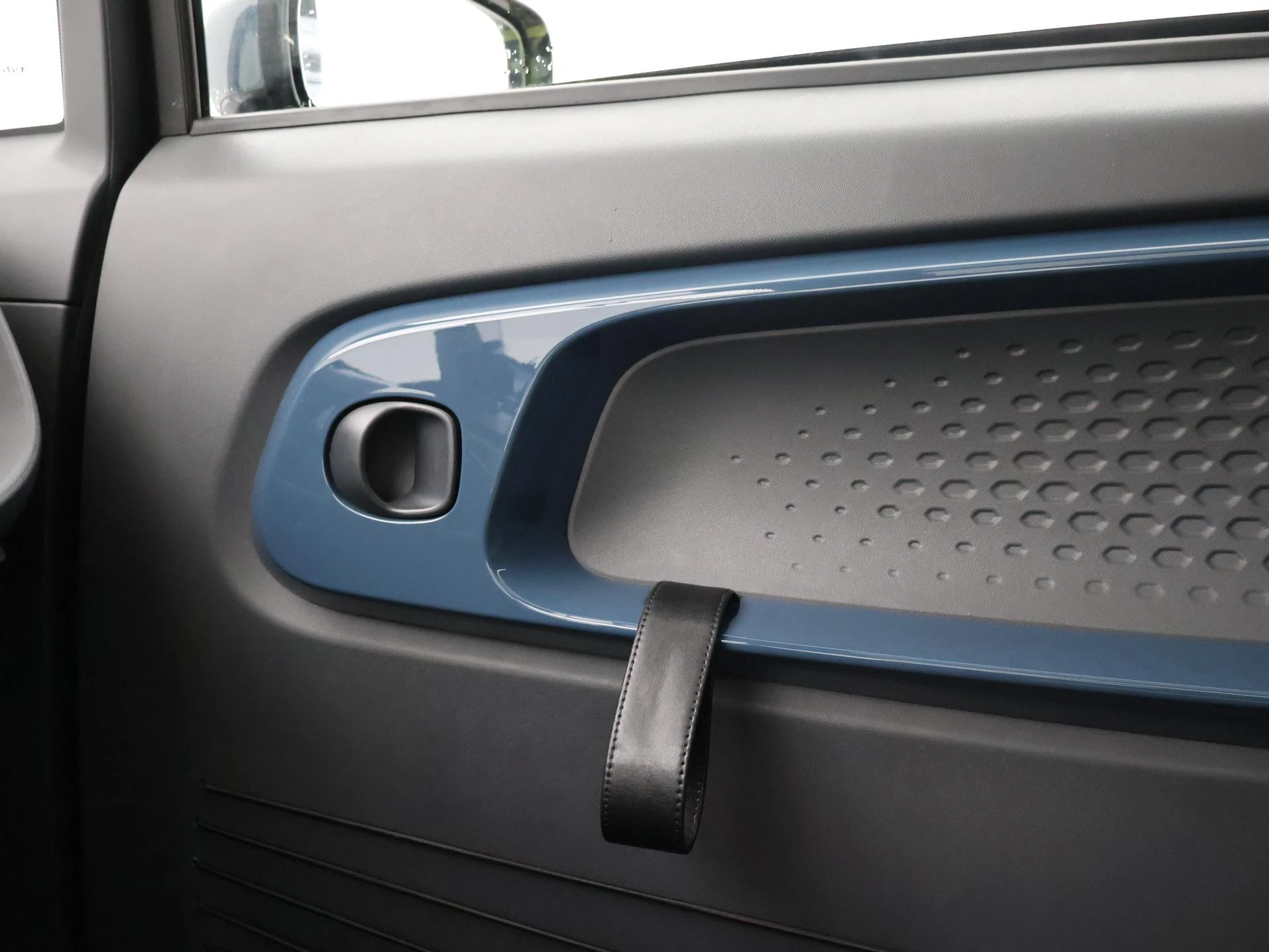 Hoofdafbeelding XEV Yoyo