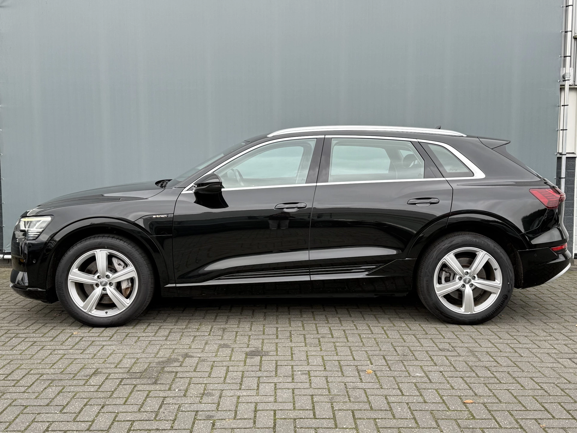Hoofdafbeelding Audi e-tron