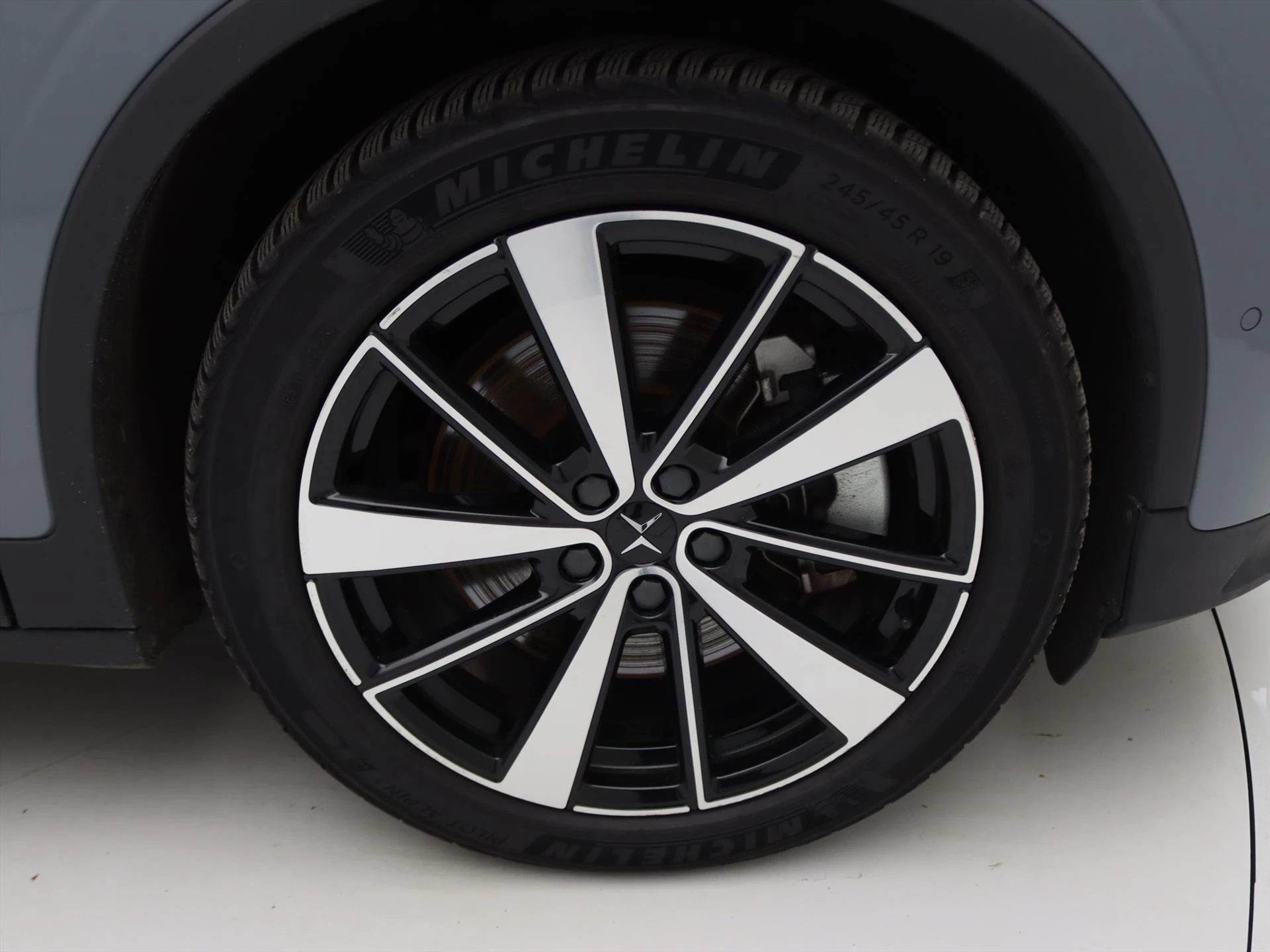 Hoofdafbeelding Polestar 2