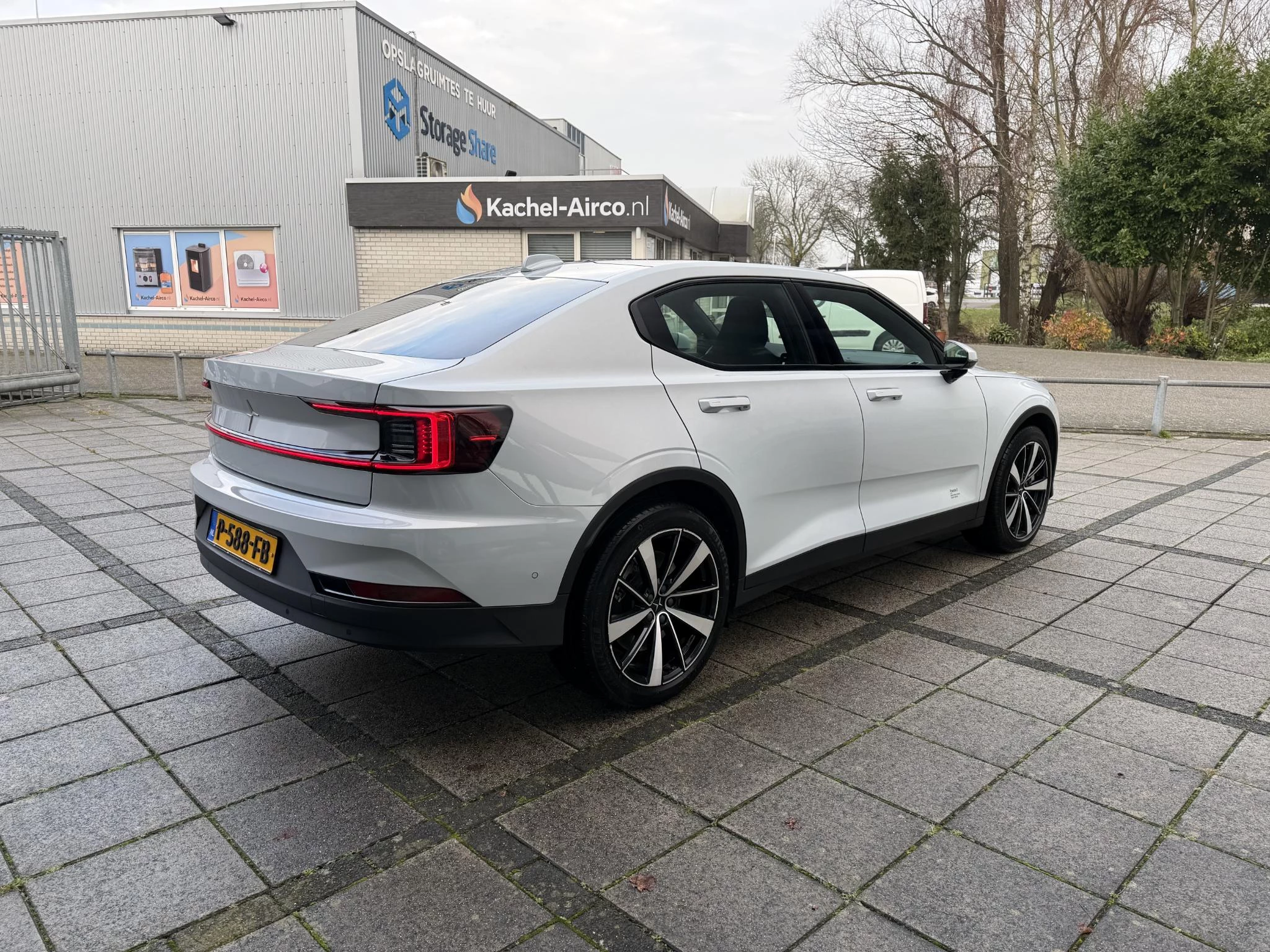 Hoofdafbeelding Polestar 2