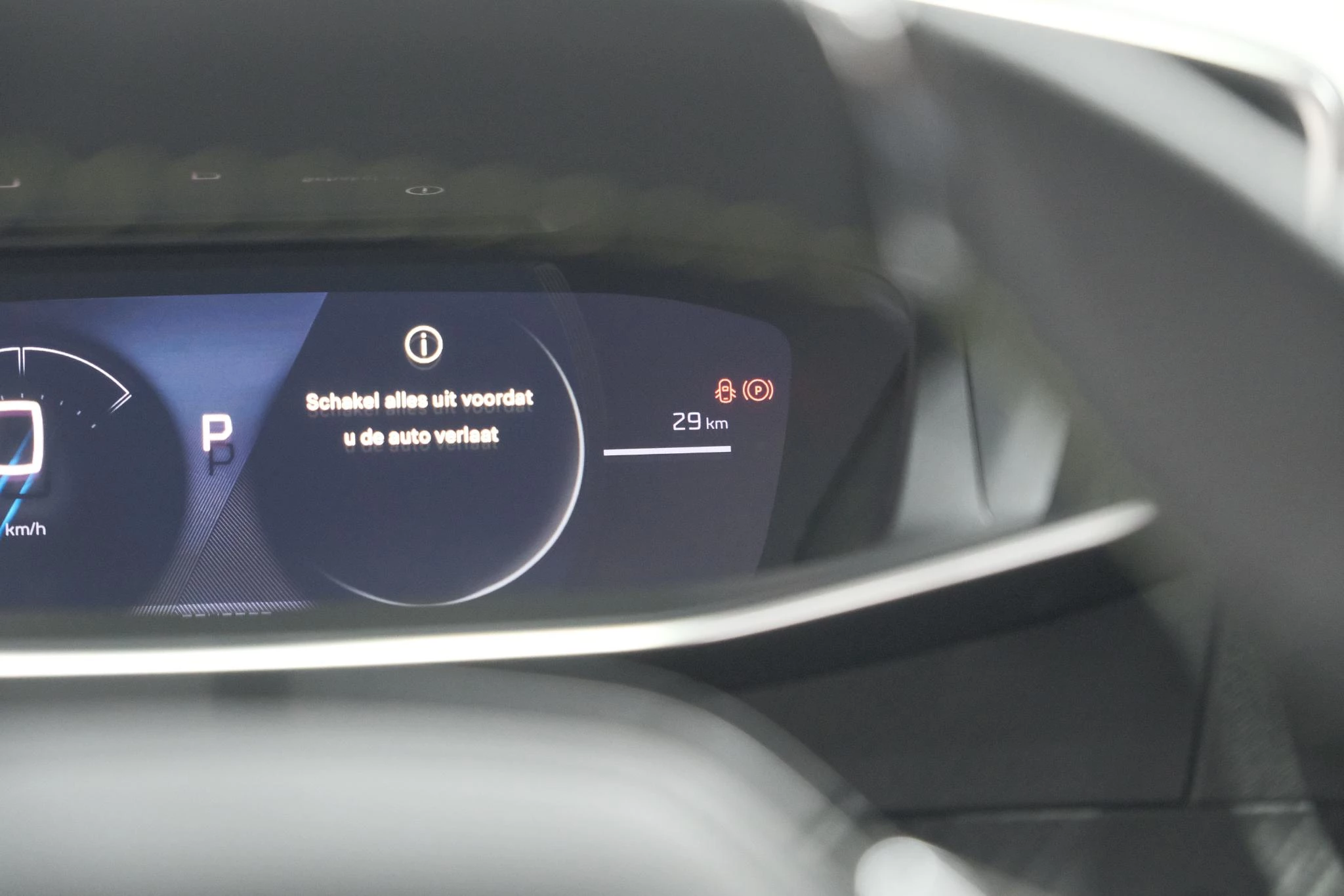 Hoofdafbeelding Peugeot e-2008