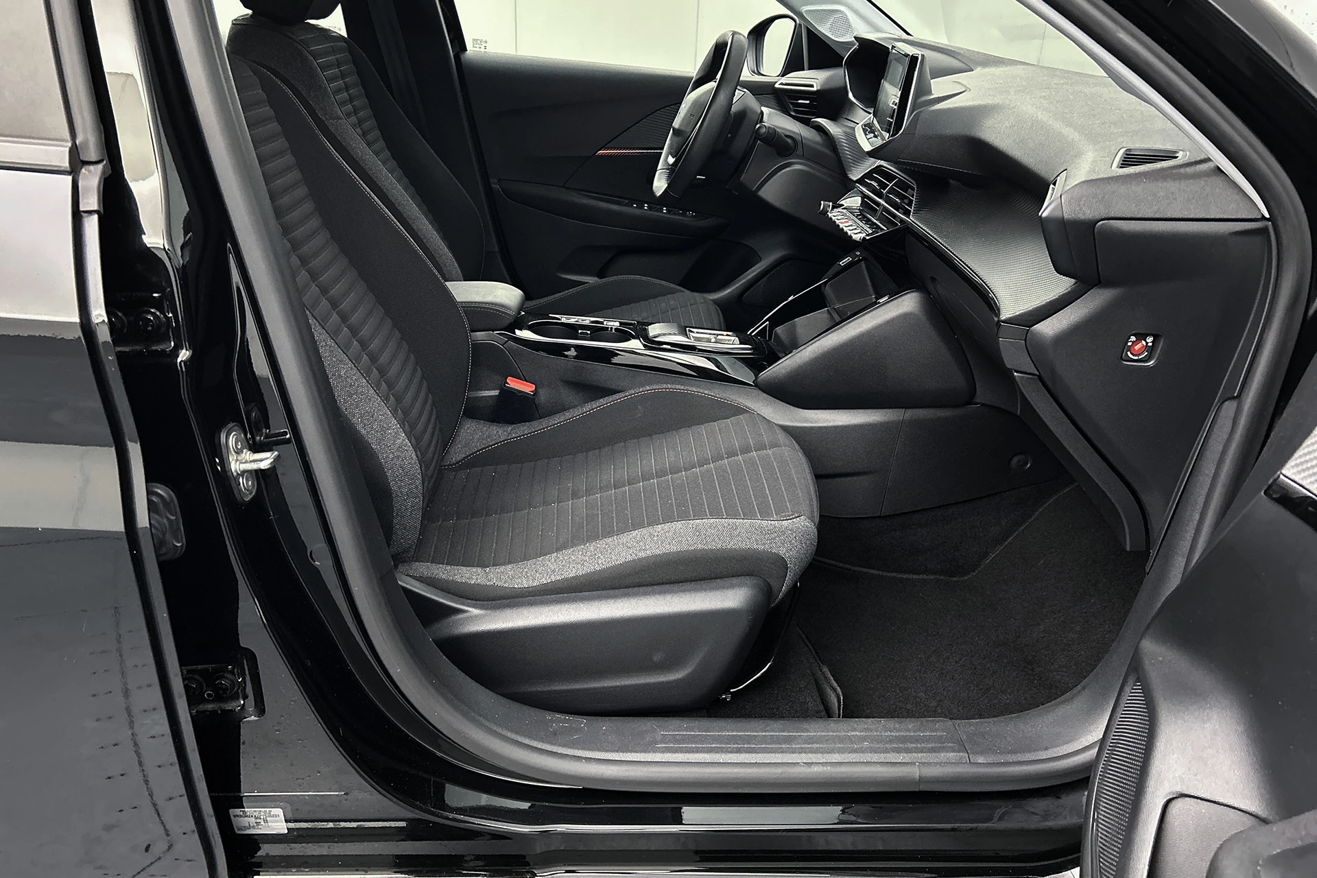 Hoofdafbeelding Peugeot e-208