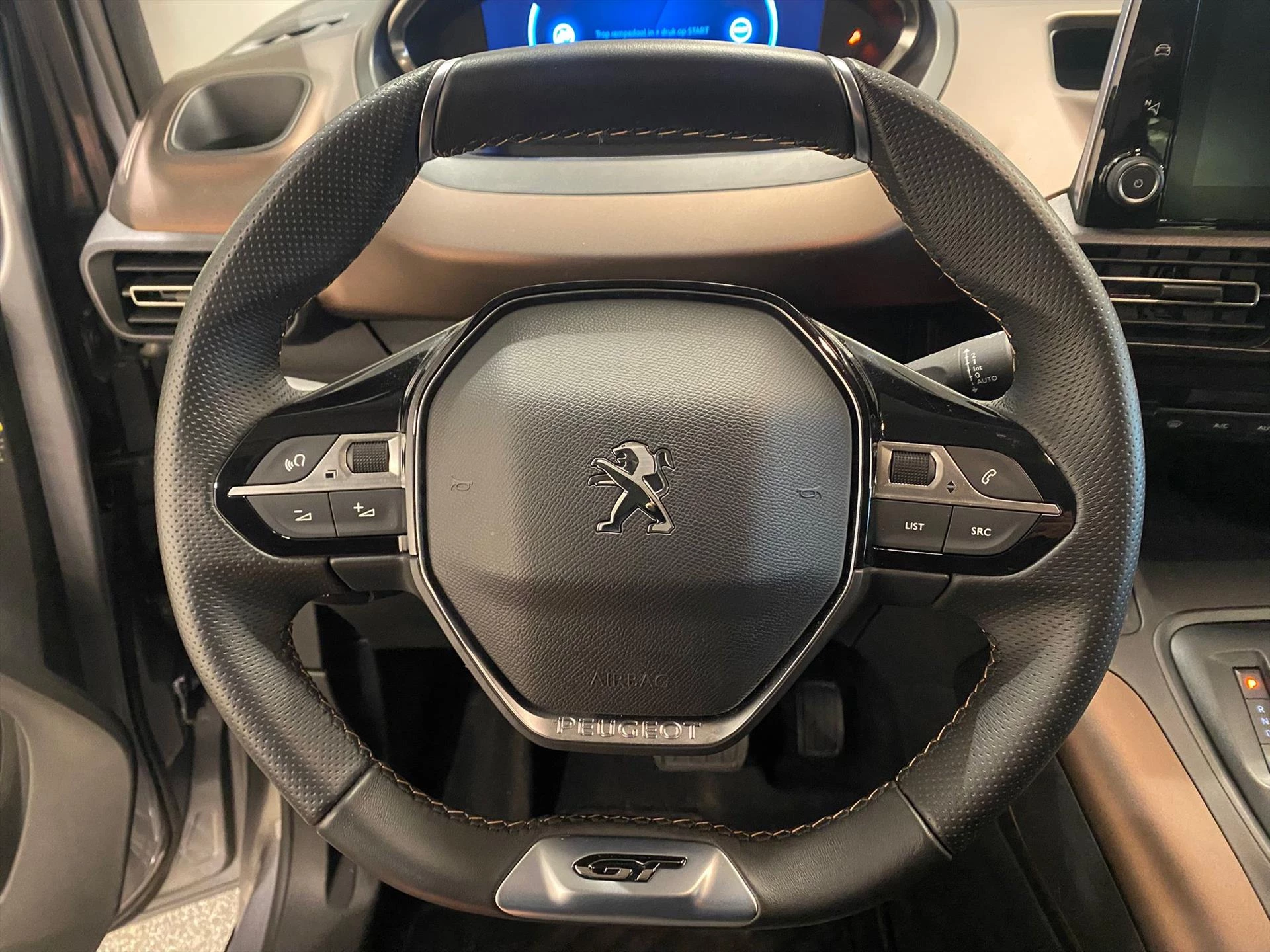 Hoofdafbeelding Peugeot e-Rifter