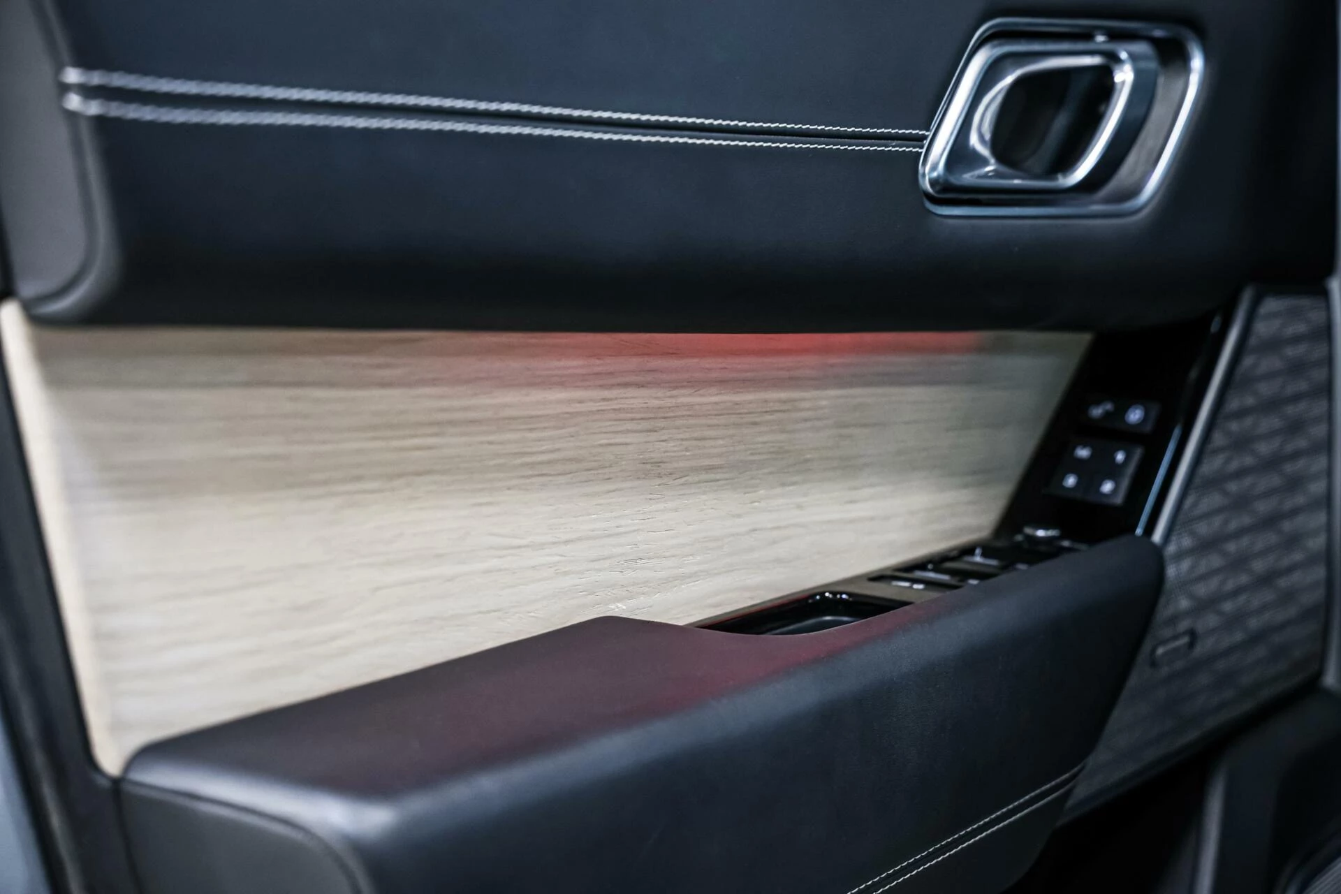 Hoofdafbeelding Land Rover Range Rover Velar