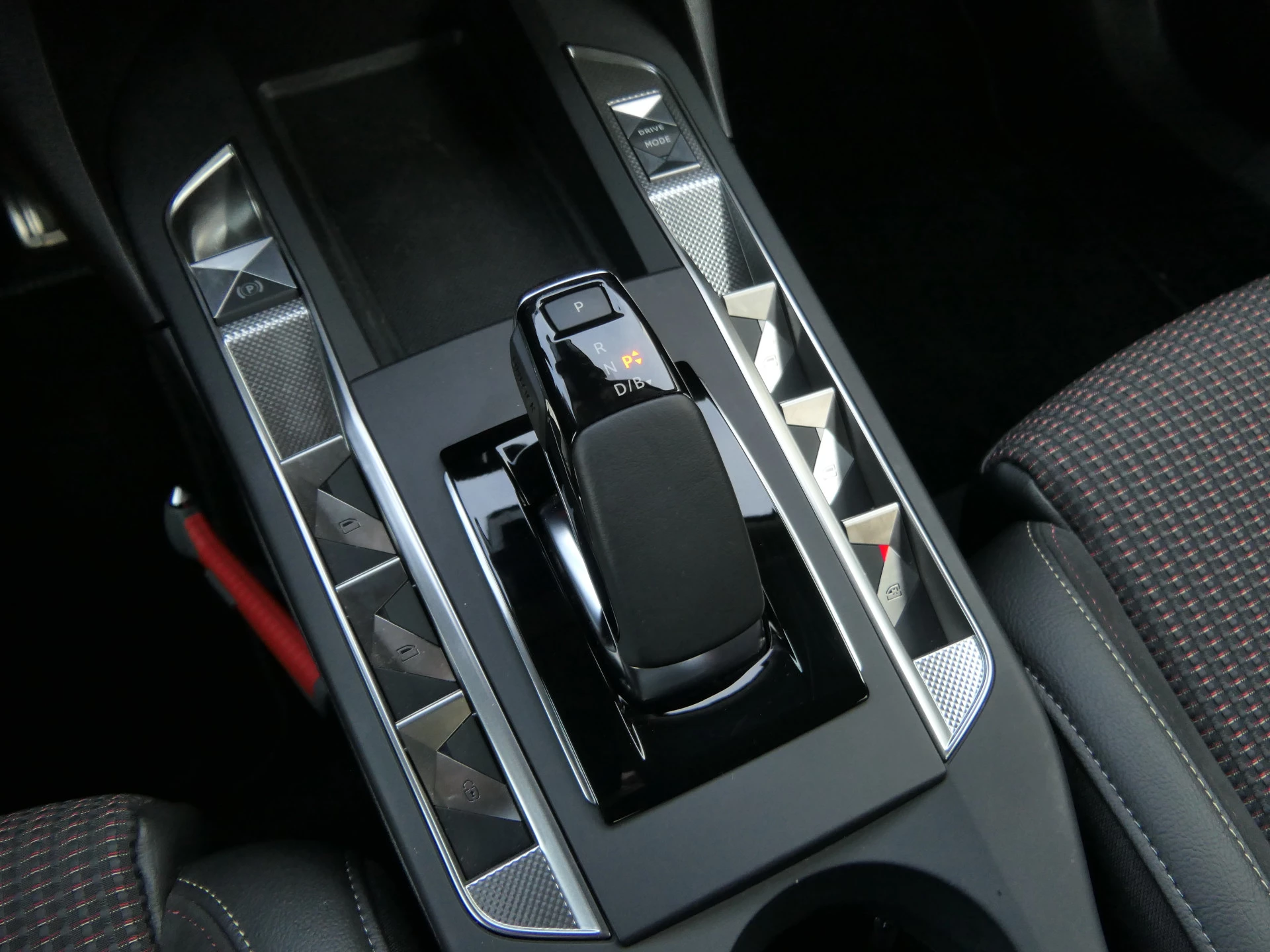 Hoofdafbeelding DS DS 3