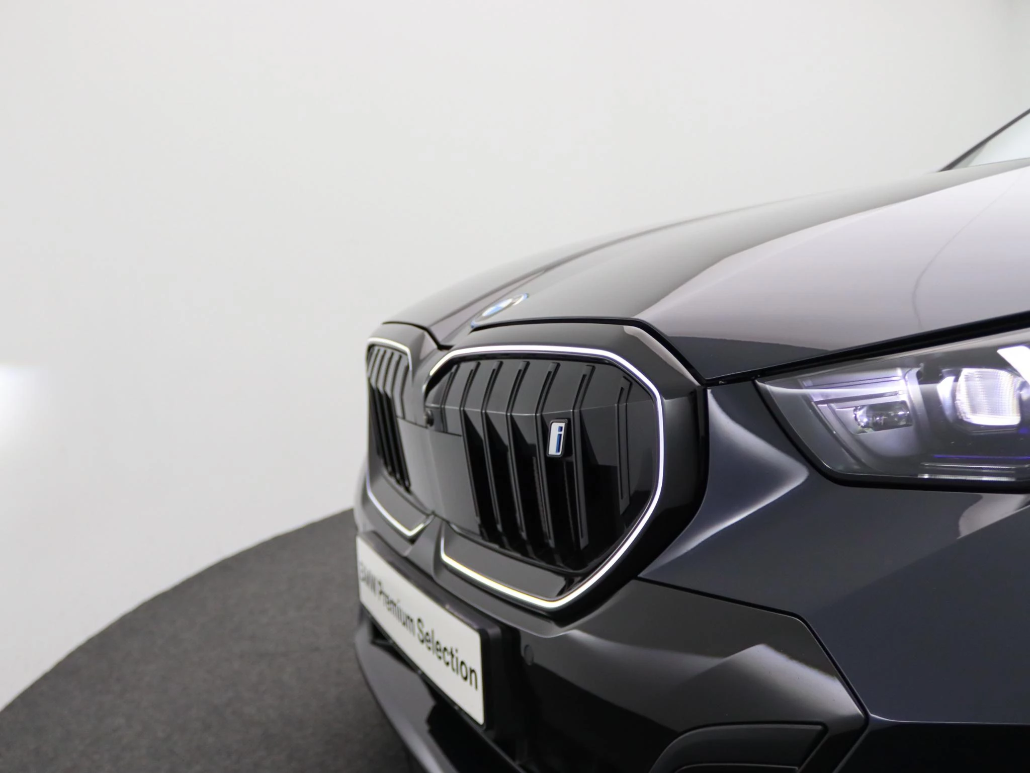 Hoofdafbeelding BMW i5