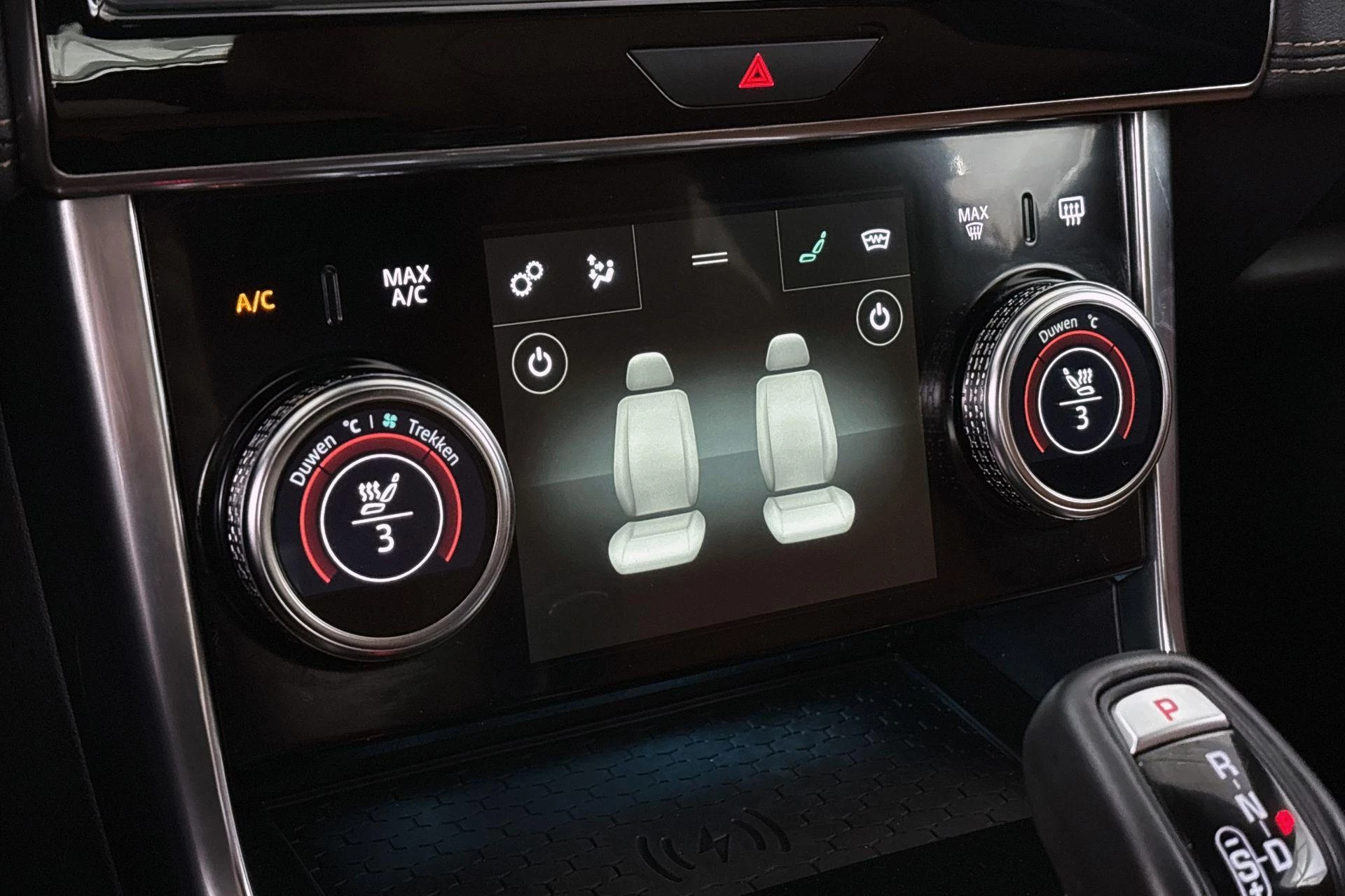 Hoofdafbeelding Jaguar XE