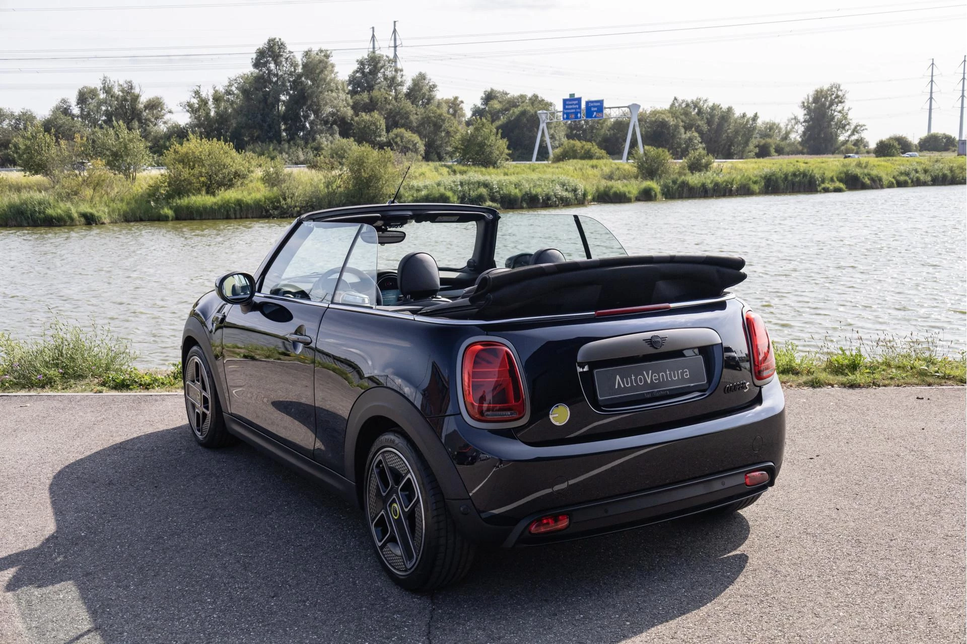 Hoofdafbeelding MINI Cabrio