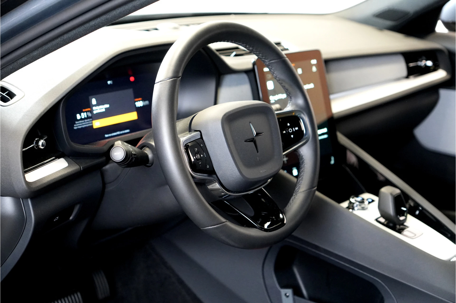 Hoofdafbeelding Polestar 2