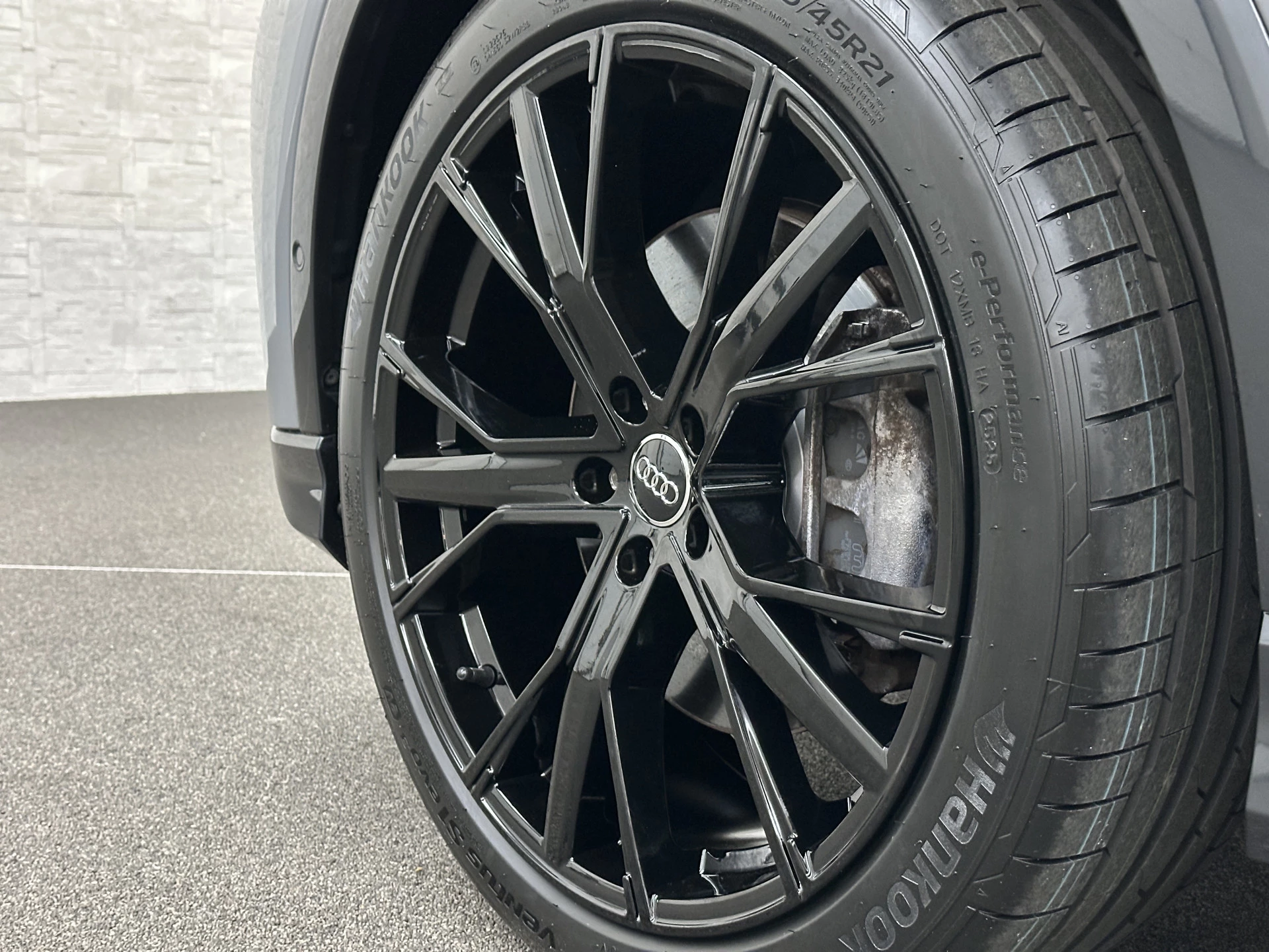 Hoofdafbeelding Audi Q4 e-tron