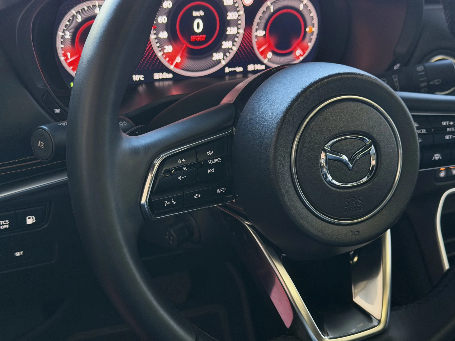 Hoofdafbeelding Mazda CX-60